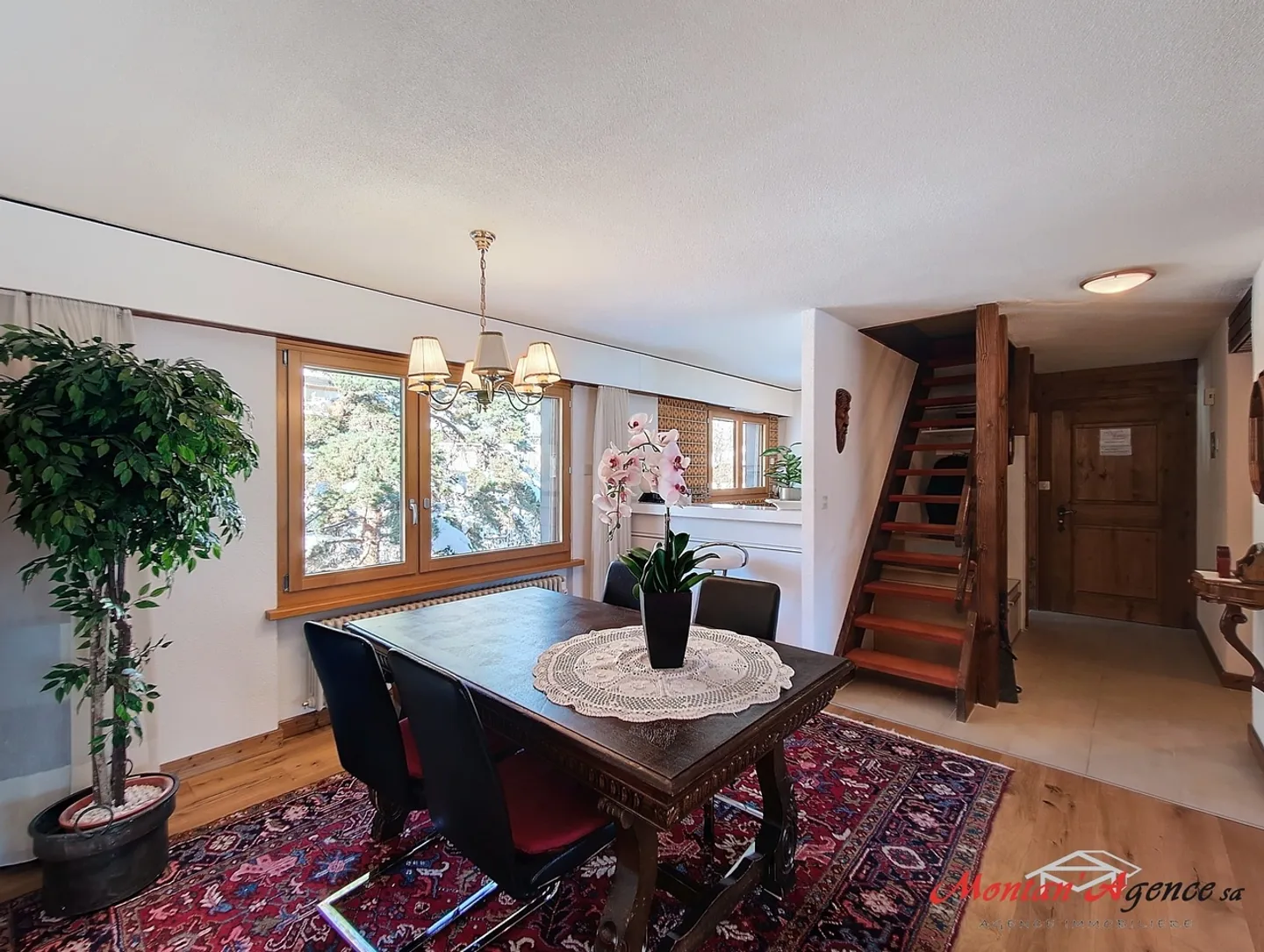 Geräumige Wohnung mit Aussicht - Foto 3 von 12