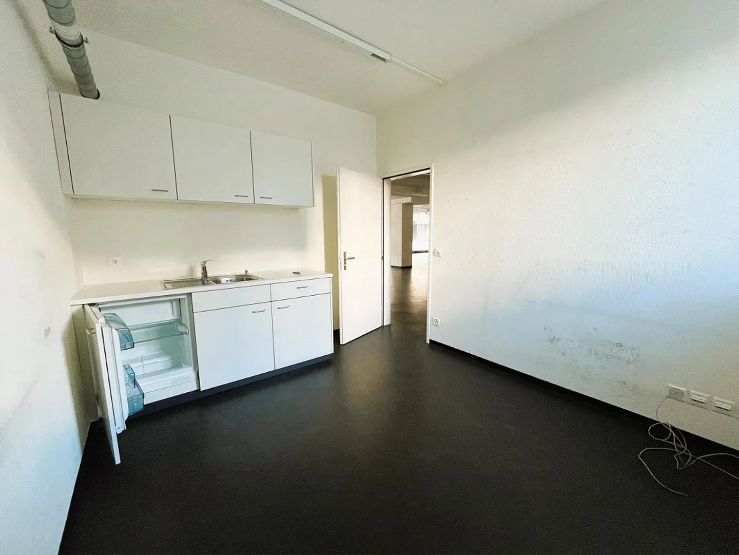 Approx. 208 m2 retail space in the city center of Chur - Photo 6 of 7