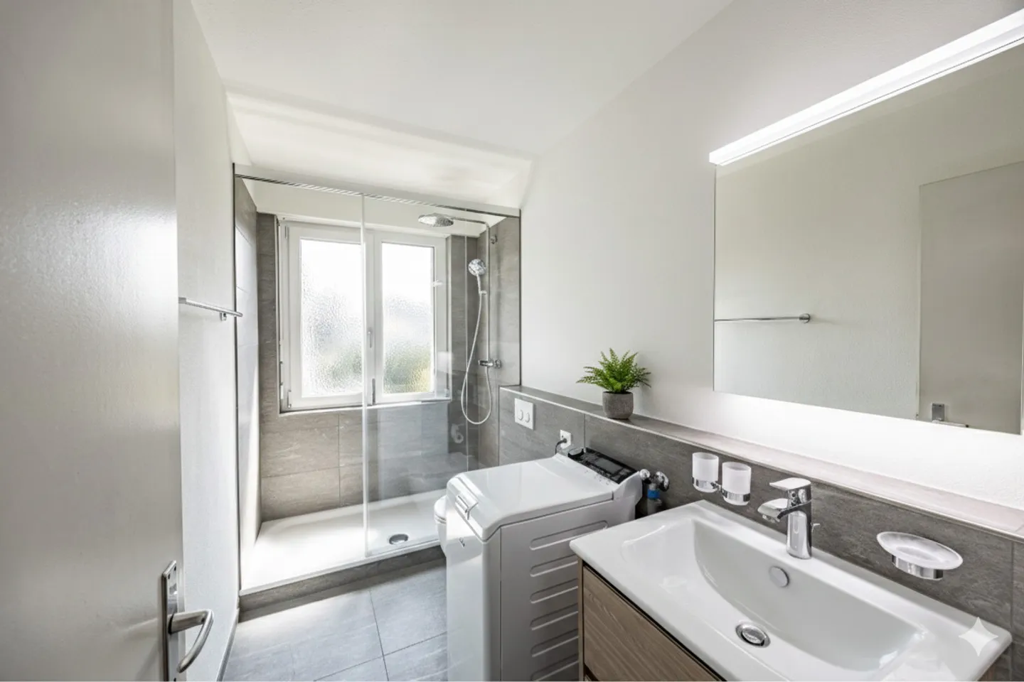 Affordable barrier-free living in a prime location - under building rights - Photo 8 of 11