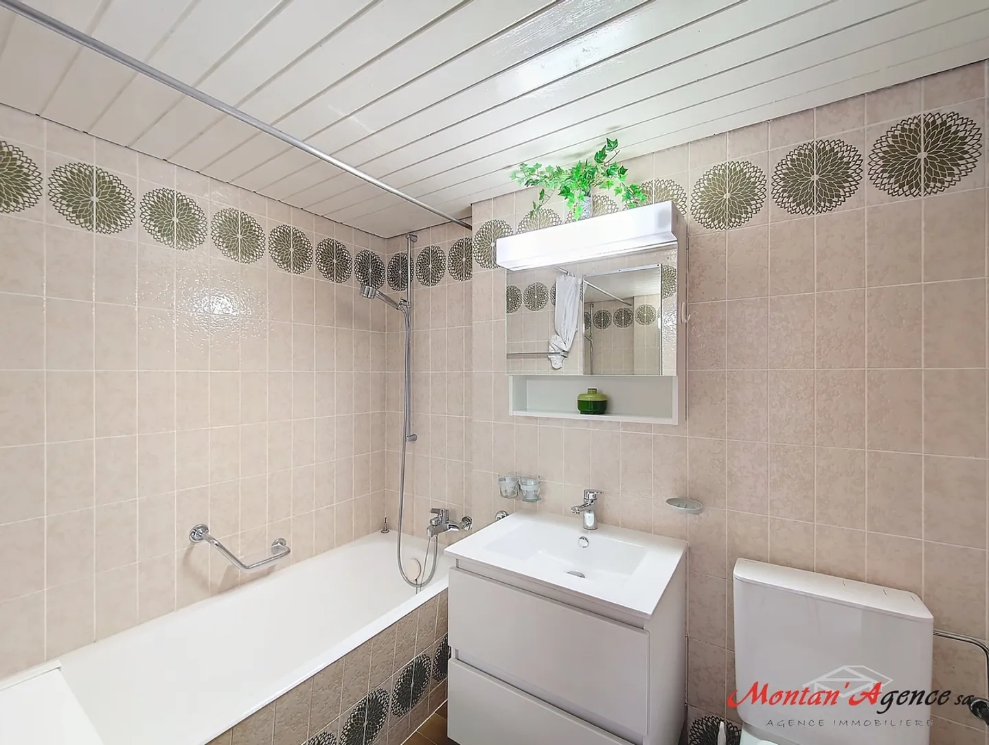 Geräumige Wohnung mit Aussicht - Foto 7 von 12