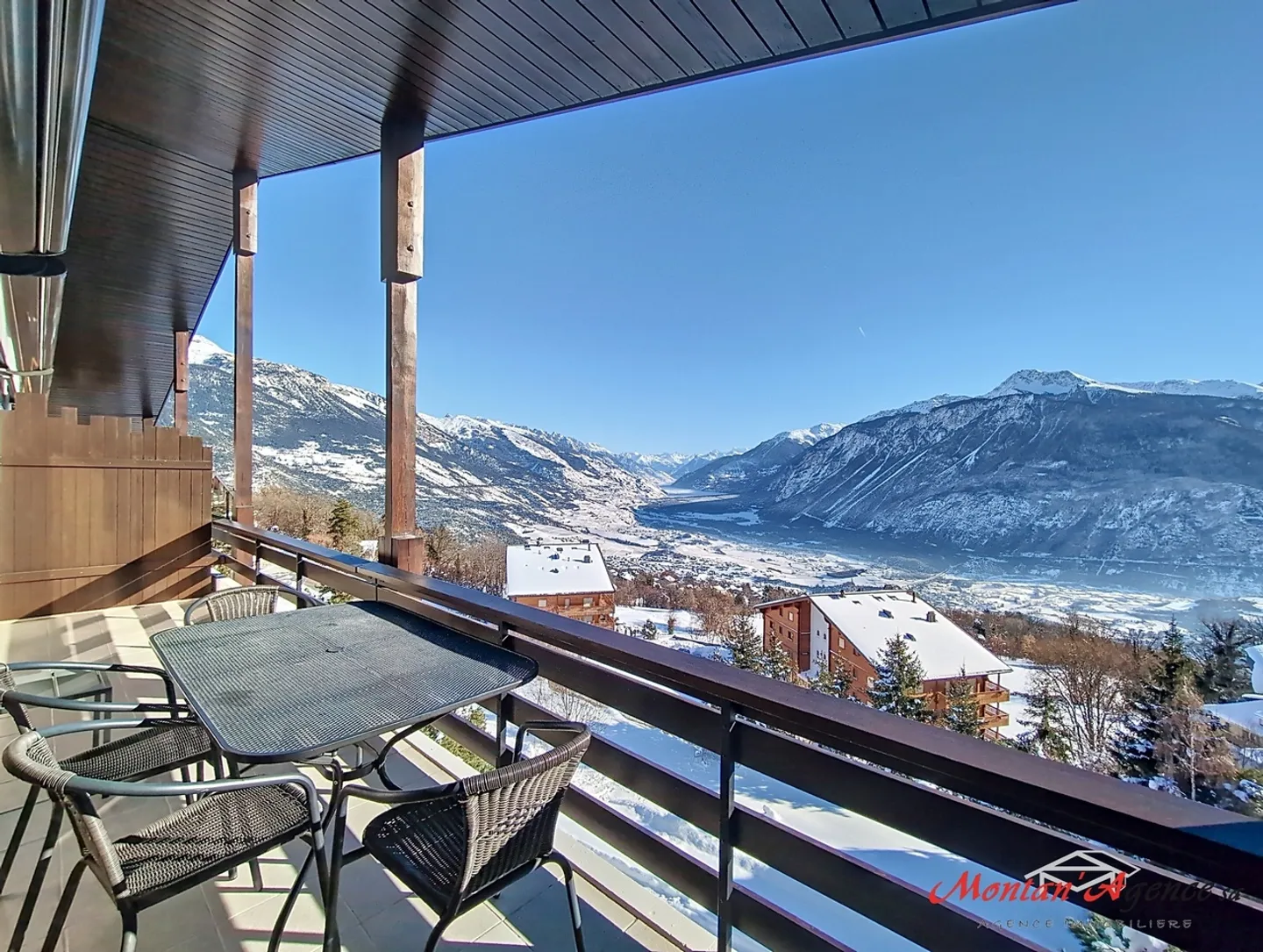 Geräumige Wohnung mit Aussicht - Foto 9 von 12