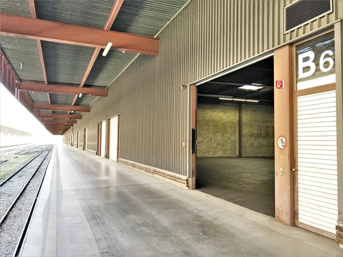 Localizzazione strategica - Hall logistica 27'715 m² - Foto 6 di 7