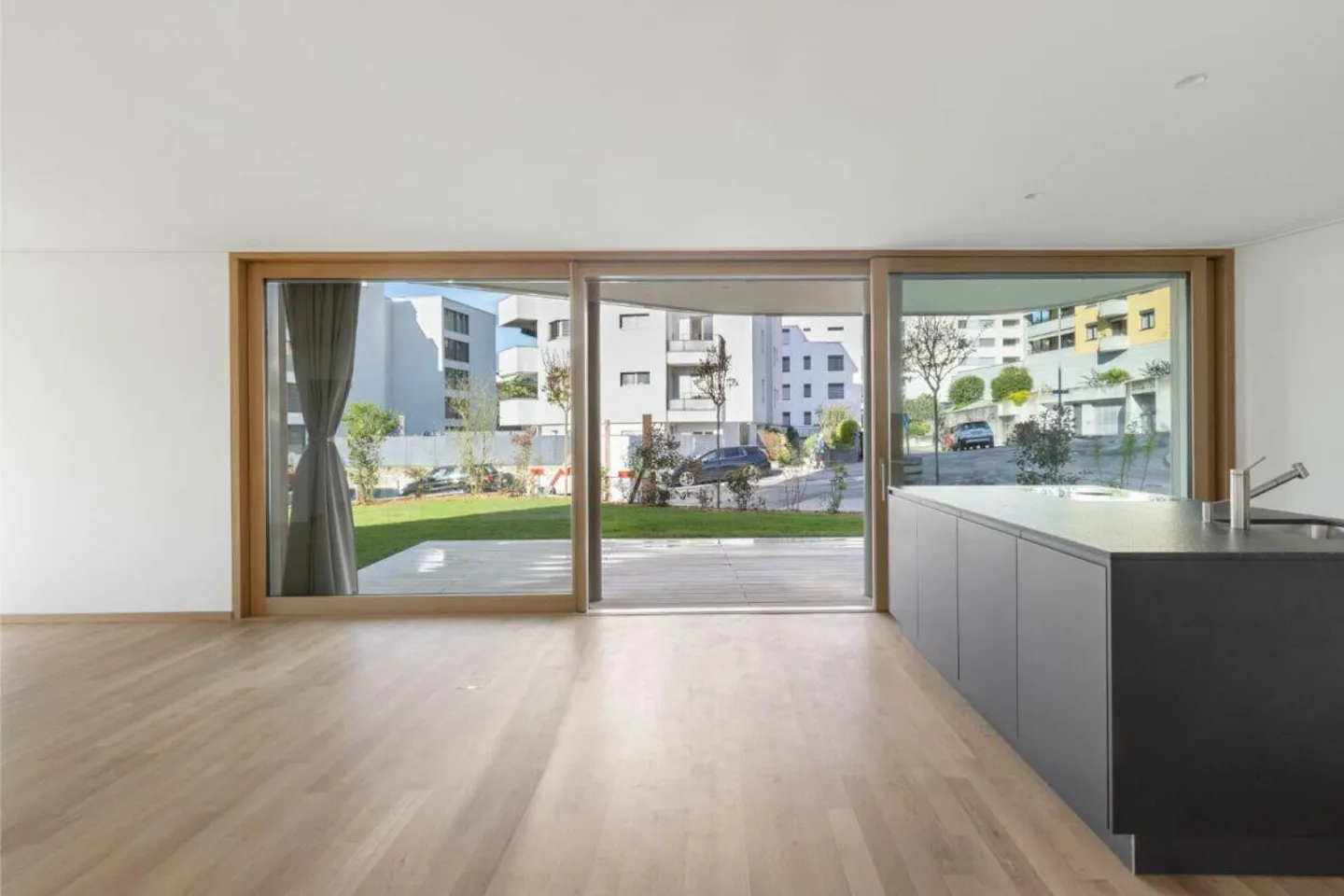 MINUSIO - Accogliente appartamento Minergie con giardino privato - Foto 5 di 18