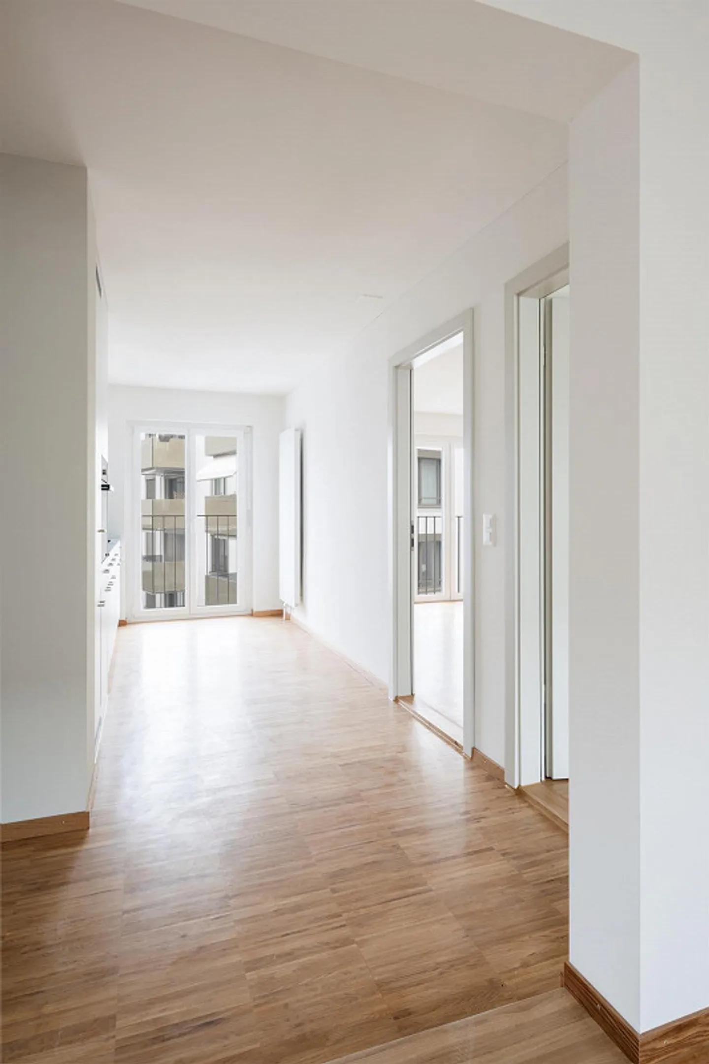 Apartment for rent - Photo 2 of 3