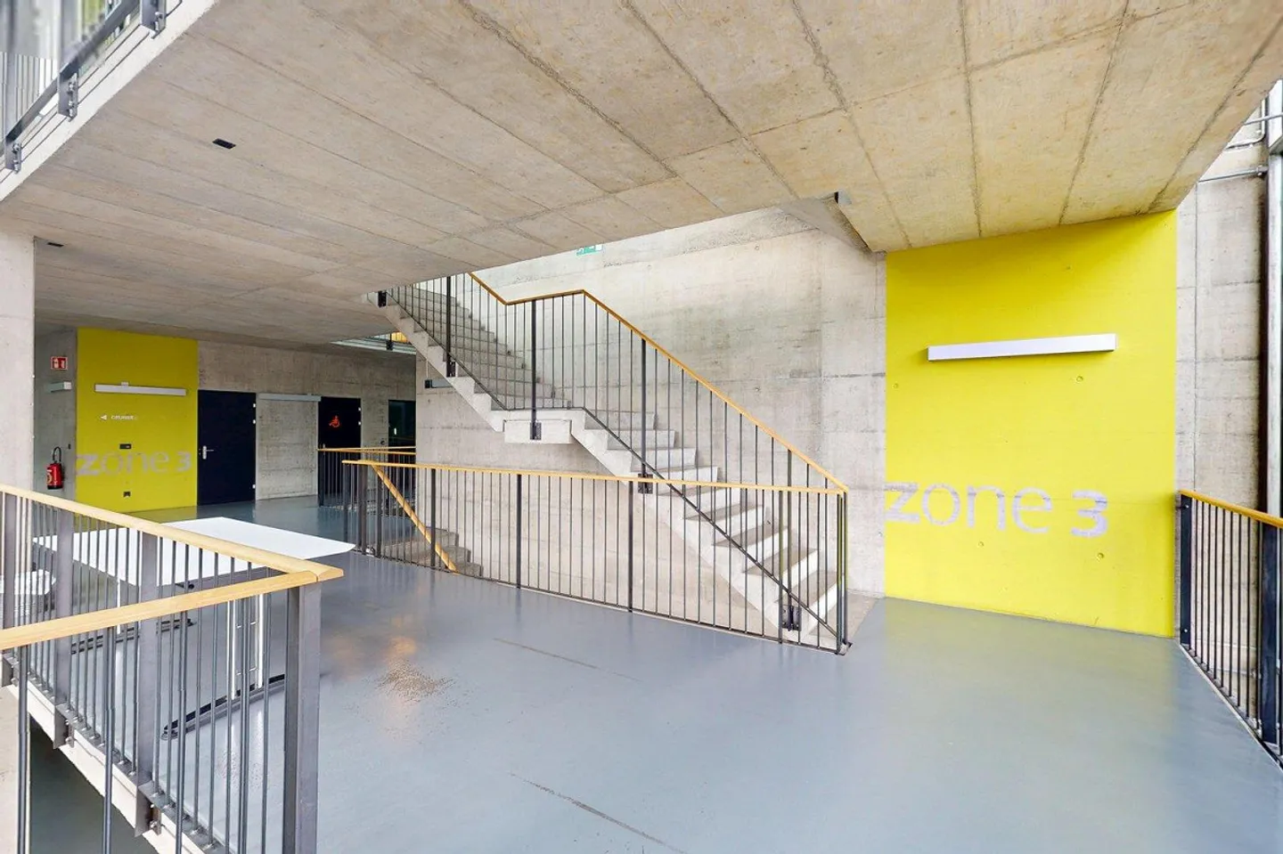 Votre nouveau siège social à deux pas de Berne - Photo 3 sur 13