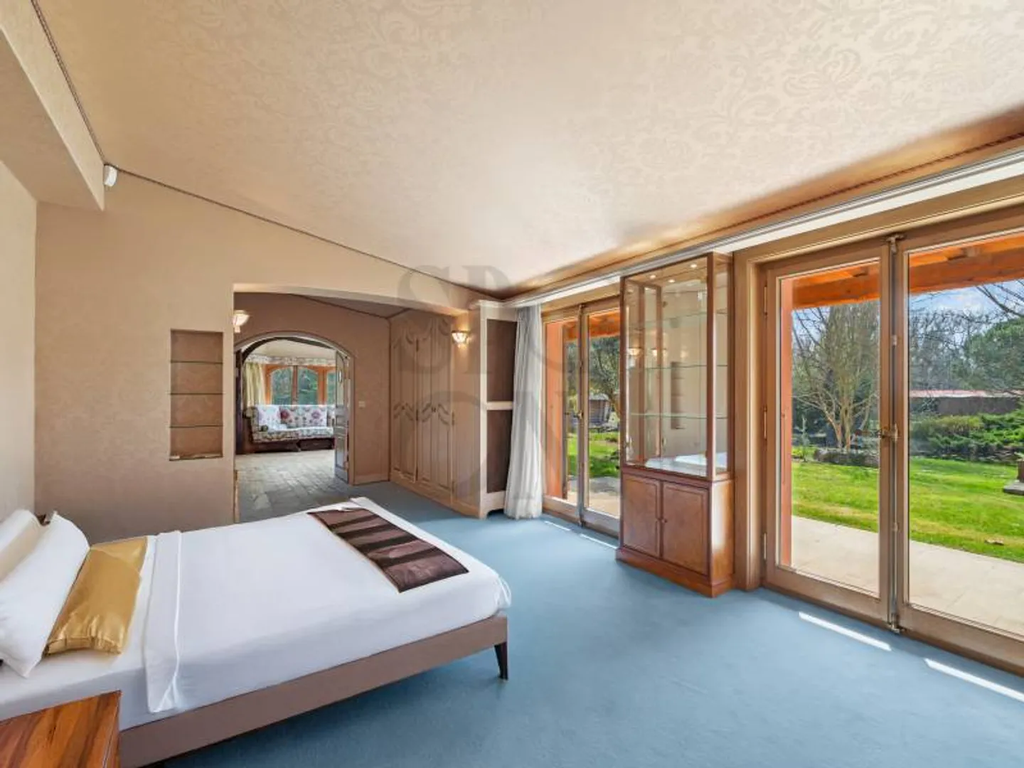 Residenza di carattere con parco privato e accesso diretto al lago - Foto 9 di 12