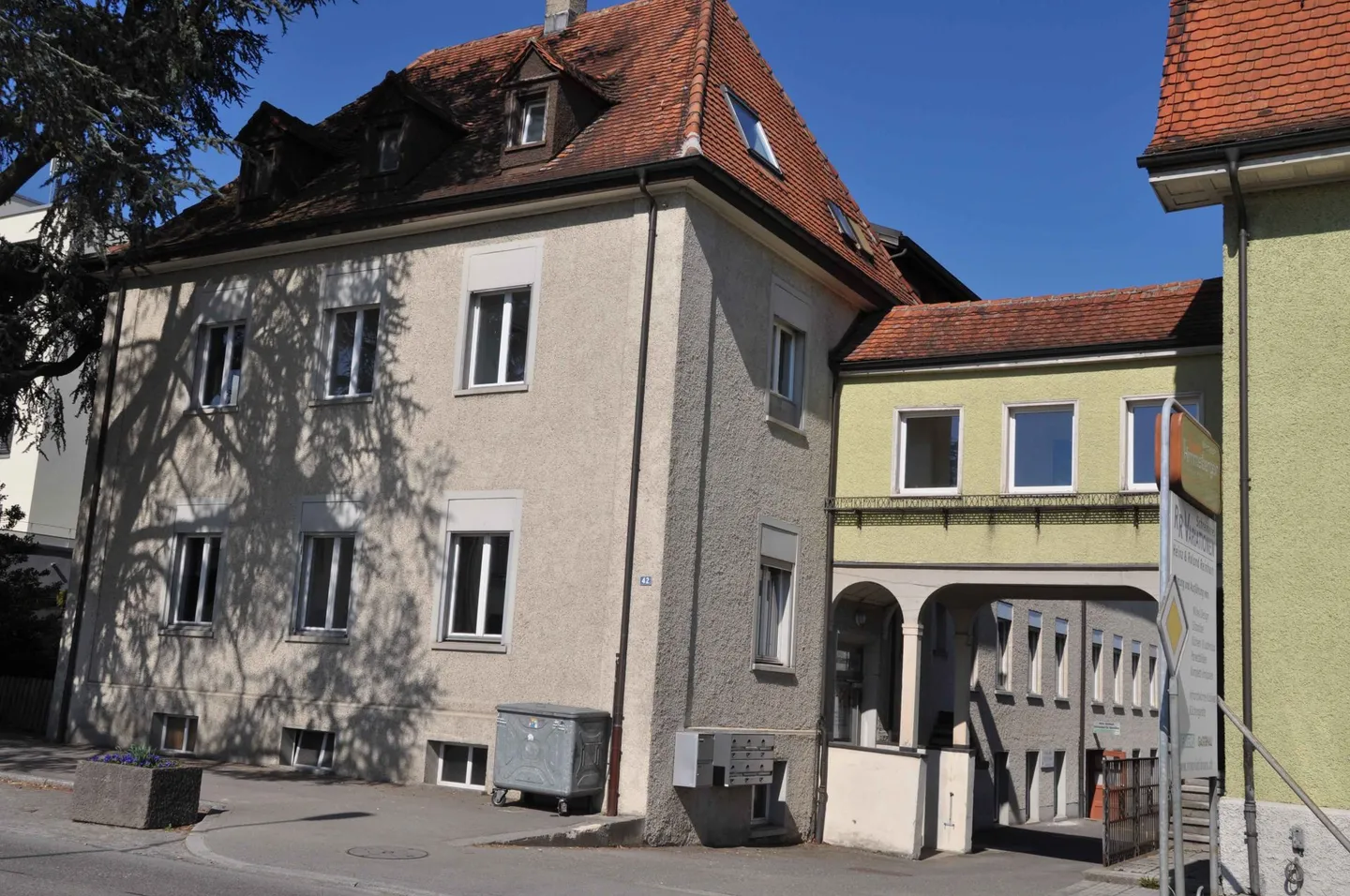Repräsentativer 24-m²-Büroraum + viele Extras - Foto 2 von 3