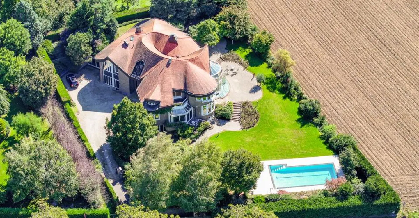 Sublime villa d'architetto alle porte di Losanna - Foto 3 di 13
