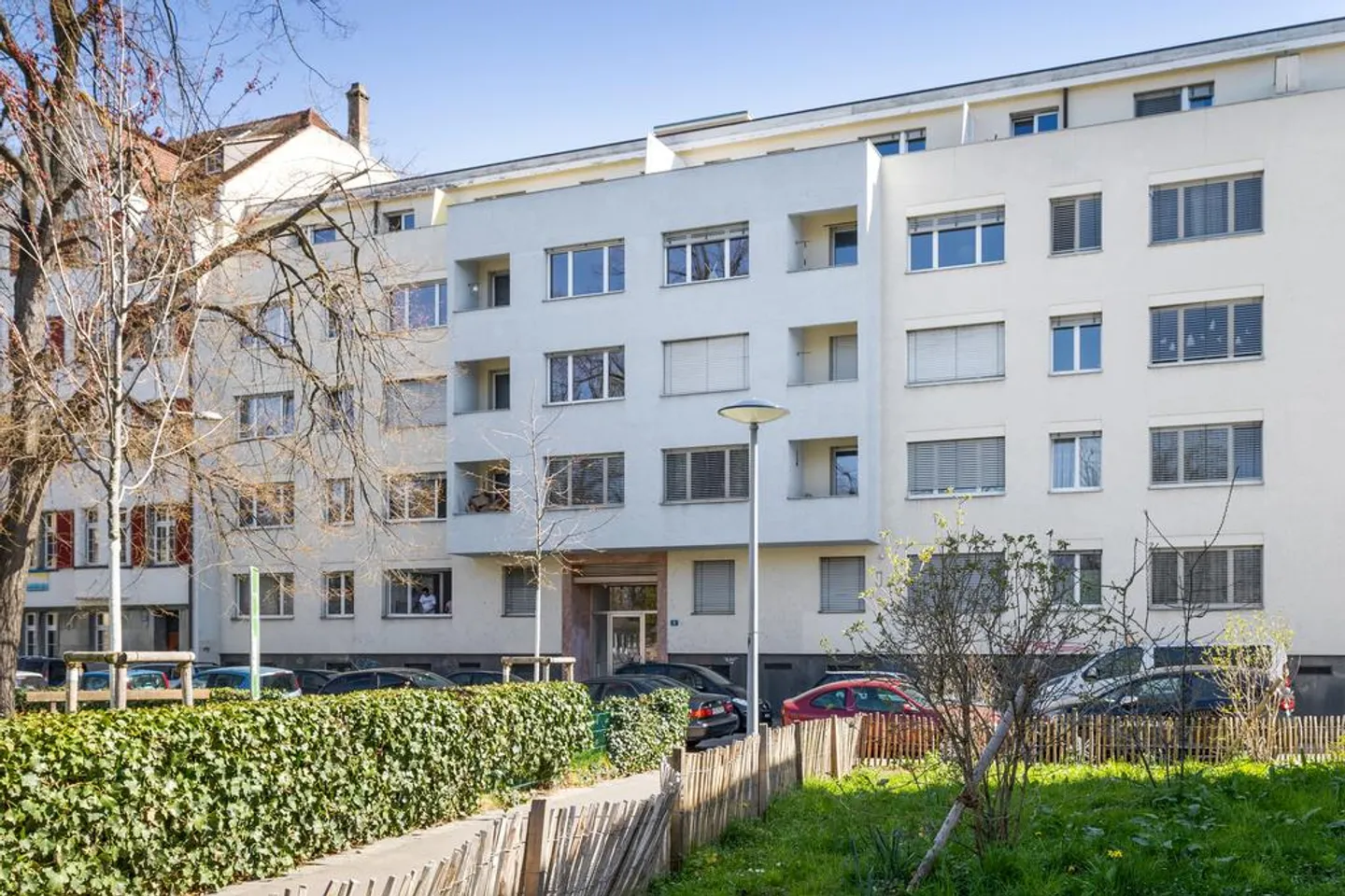 Single garage near Unispital - Photo 2 of 2