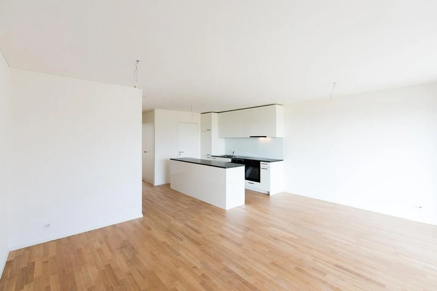 Apartment for rent - Photo 4 of 12