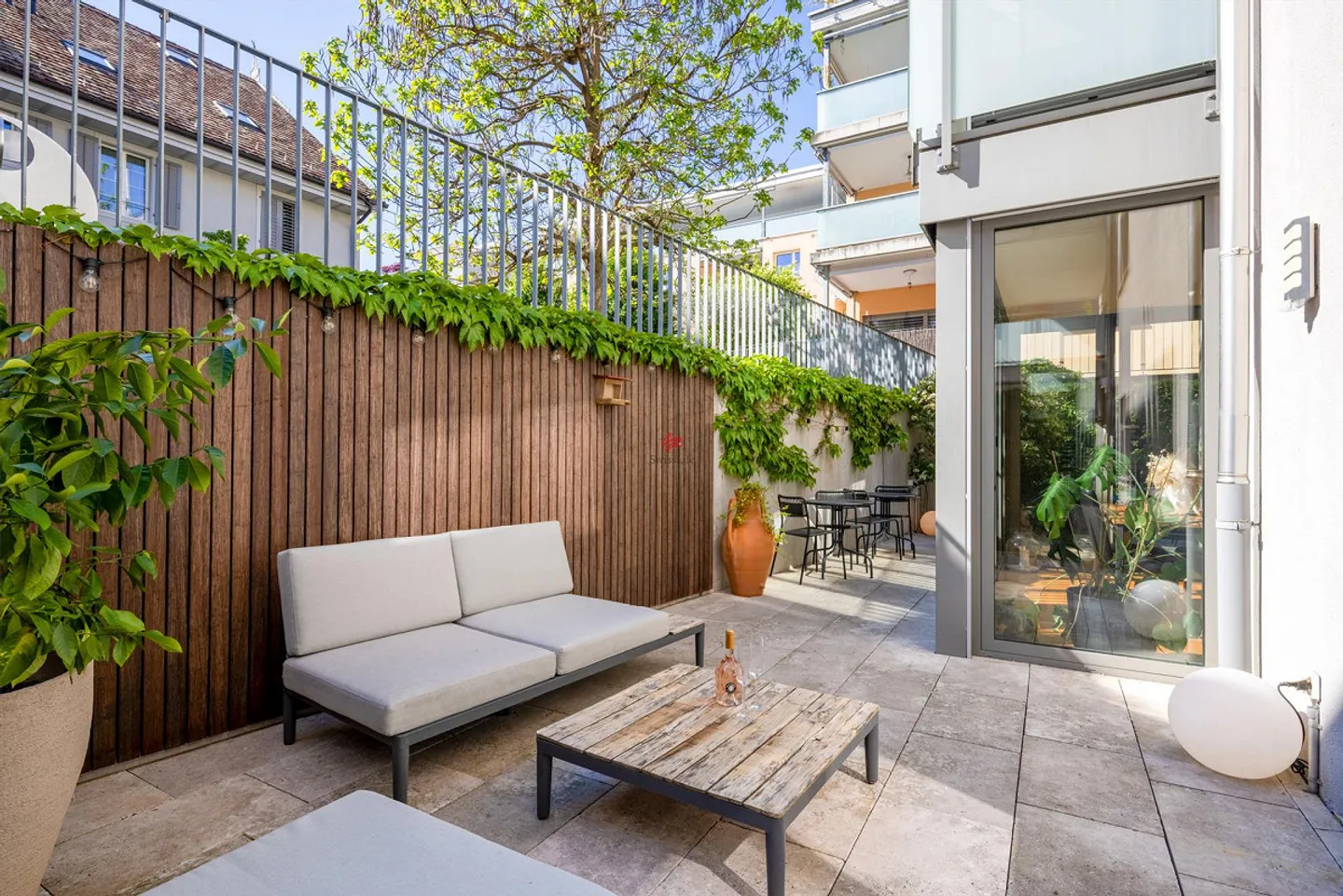 Appartement moderne avec jardin privé - Photo 1 sur 12