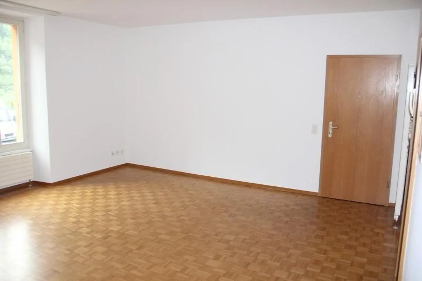 «3 1/2-Zimmer-Wohnung im Erdgeschoss / appartamento di 3 1/2 locali nel piano terra» - Foto 8 von 11