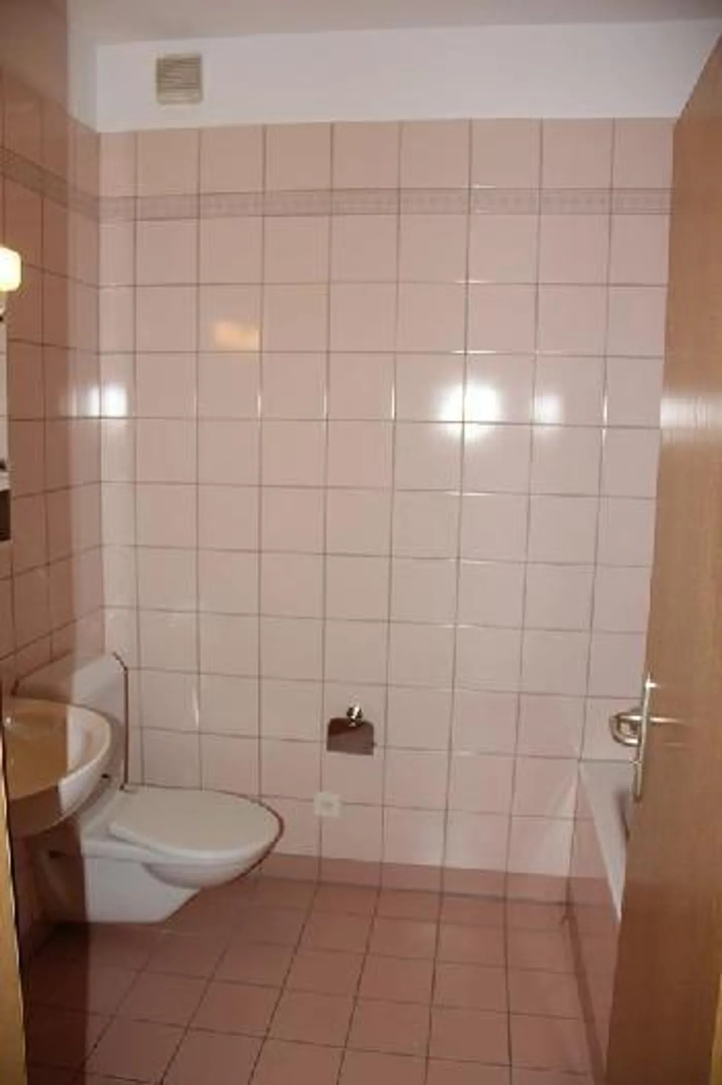 «3 1/2-Zimmer-Wohnung im Erdgeschoss / appartamento di 3 1/2 locali nel piano terra» - Foto 6 von 11