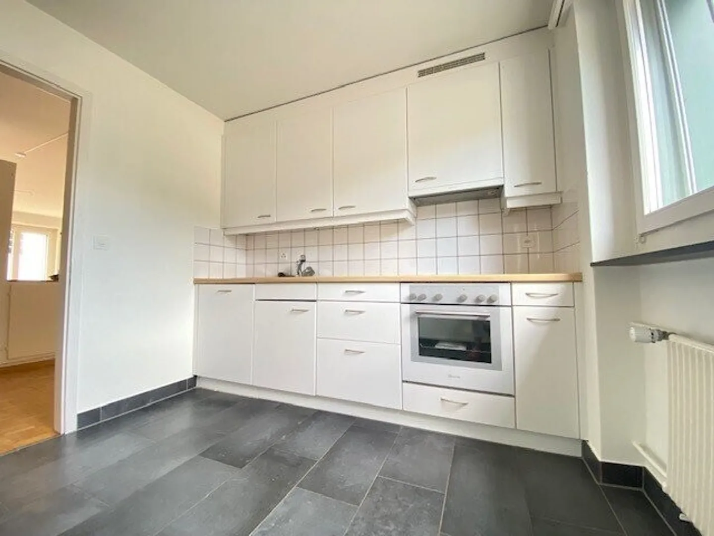 Apartment for rent - Photo 6 of 8