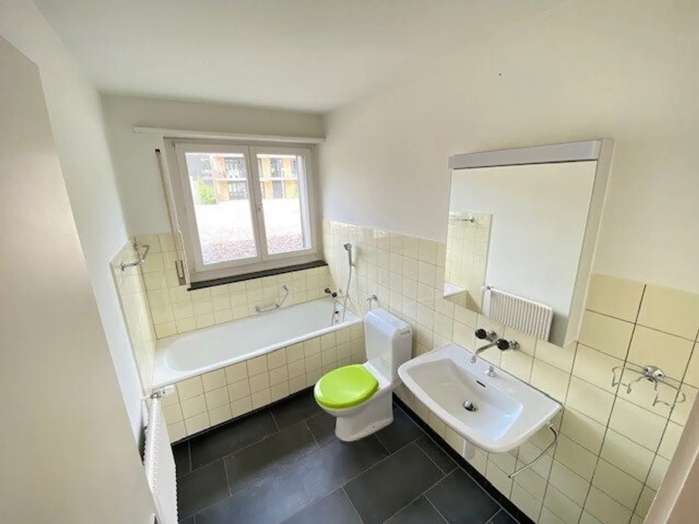 Apartment for rent - Photo 7 of 8