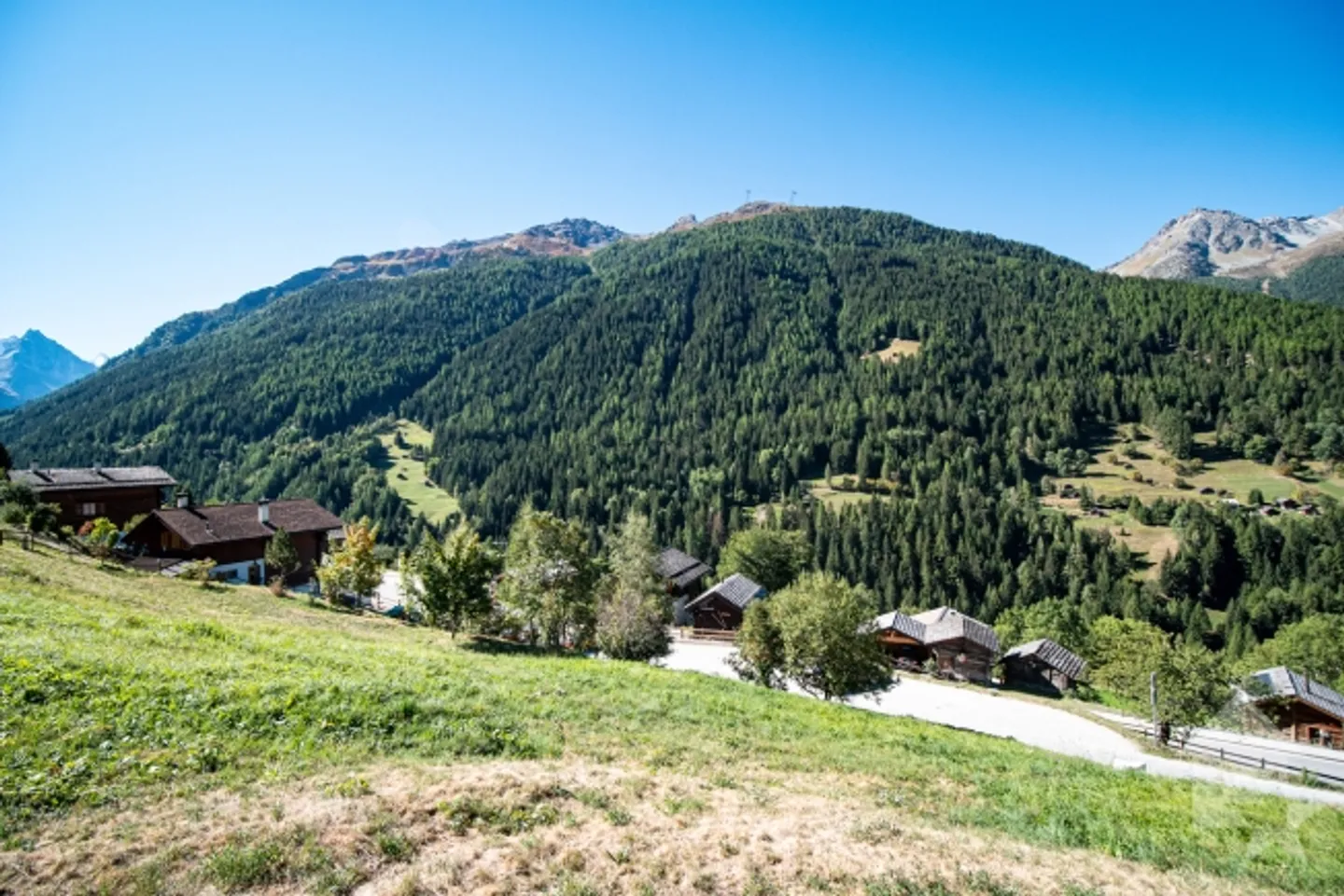Sehr schönes Grundstück ideal gelegen für Hauptwohnsitz - Foto 6 von 10