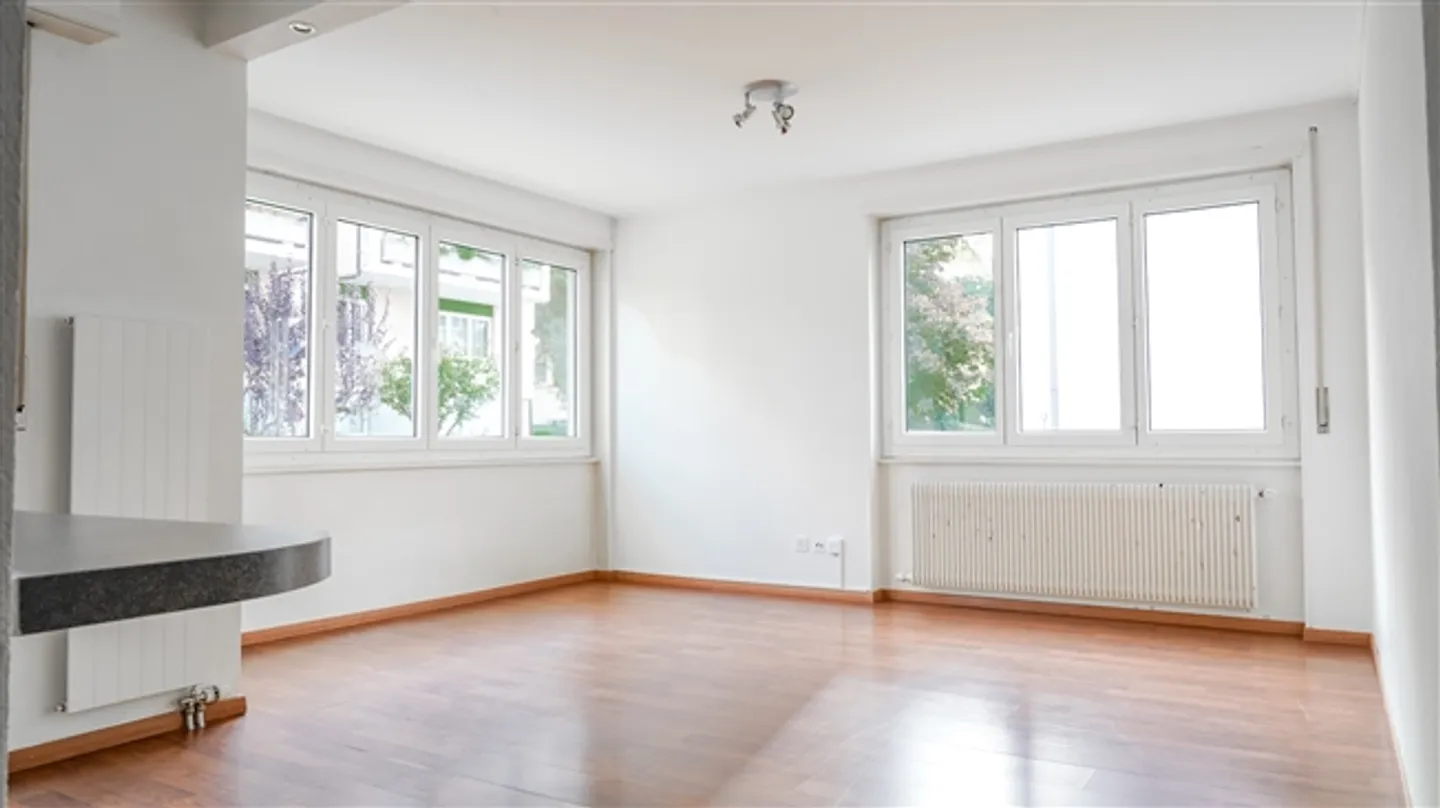 Charming, bright 2.5-room apartment in Lausanne - Photo 1 of 8