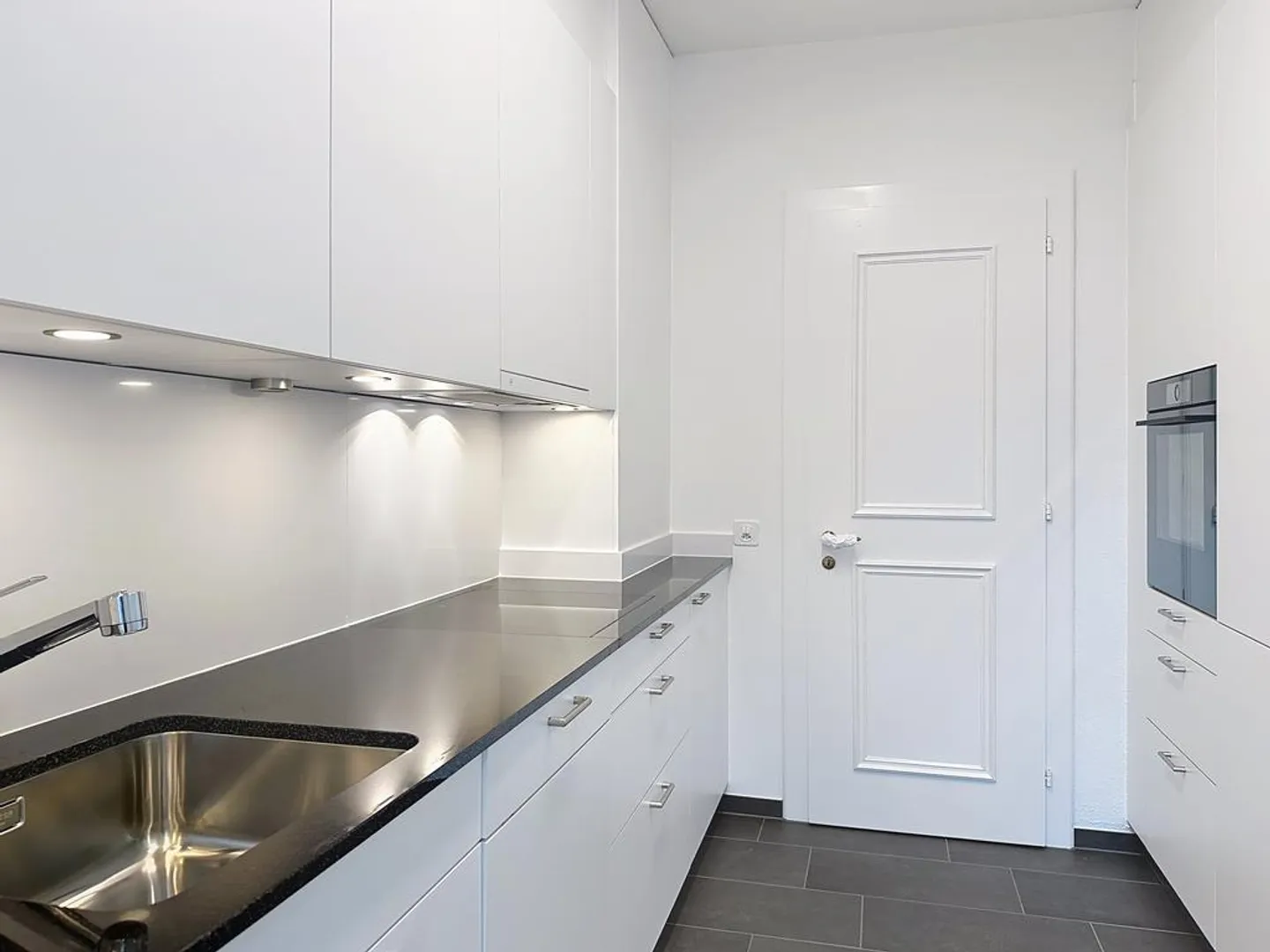 Appartement rénové de 3,5 pièces dans le meilleur emplacement du quartier Enge - Photo 5 sur 11