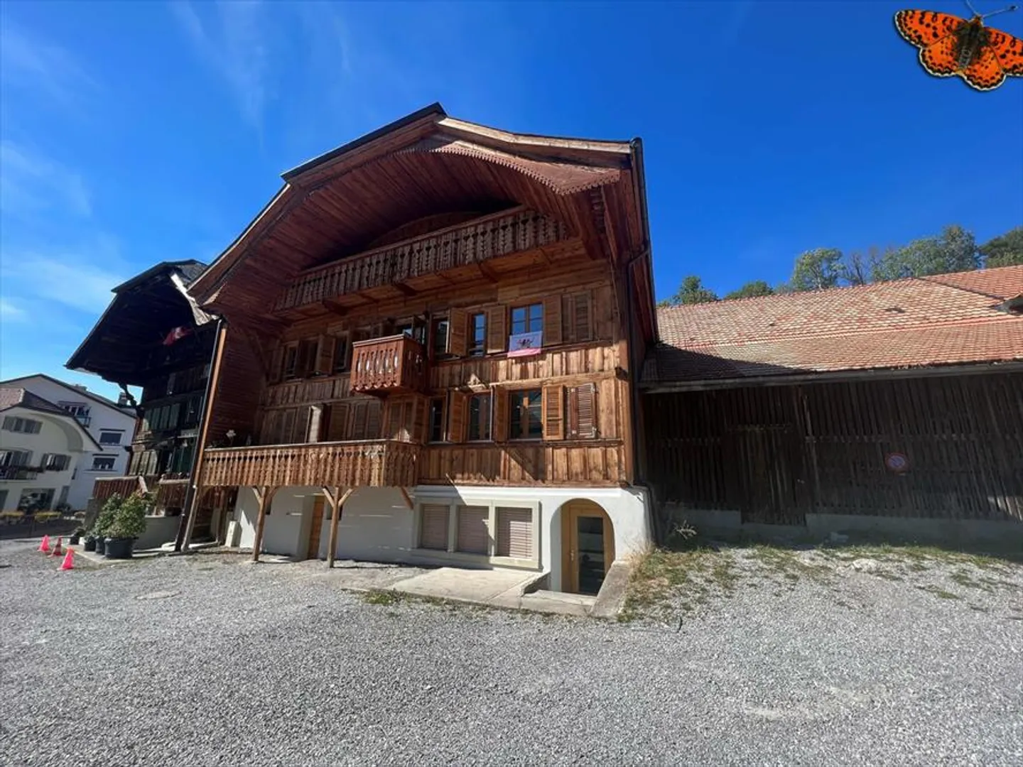 NUOVO STUDIO NEL CENTRO DI CHARMEY! - con ingresso indipendente - Foto 1 di 7