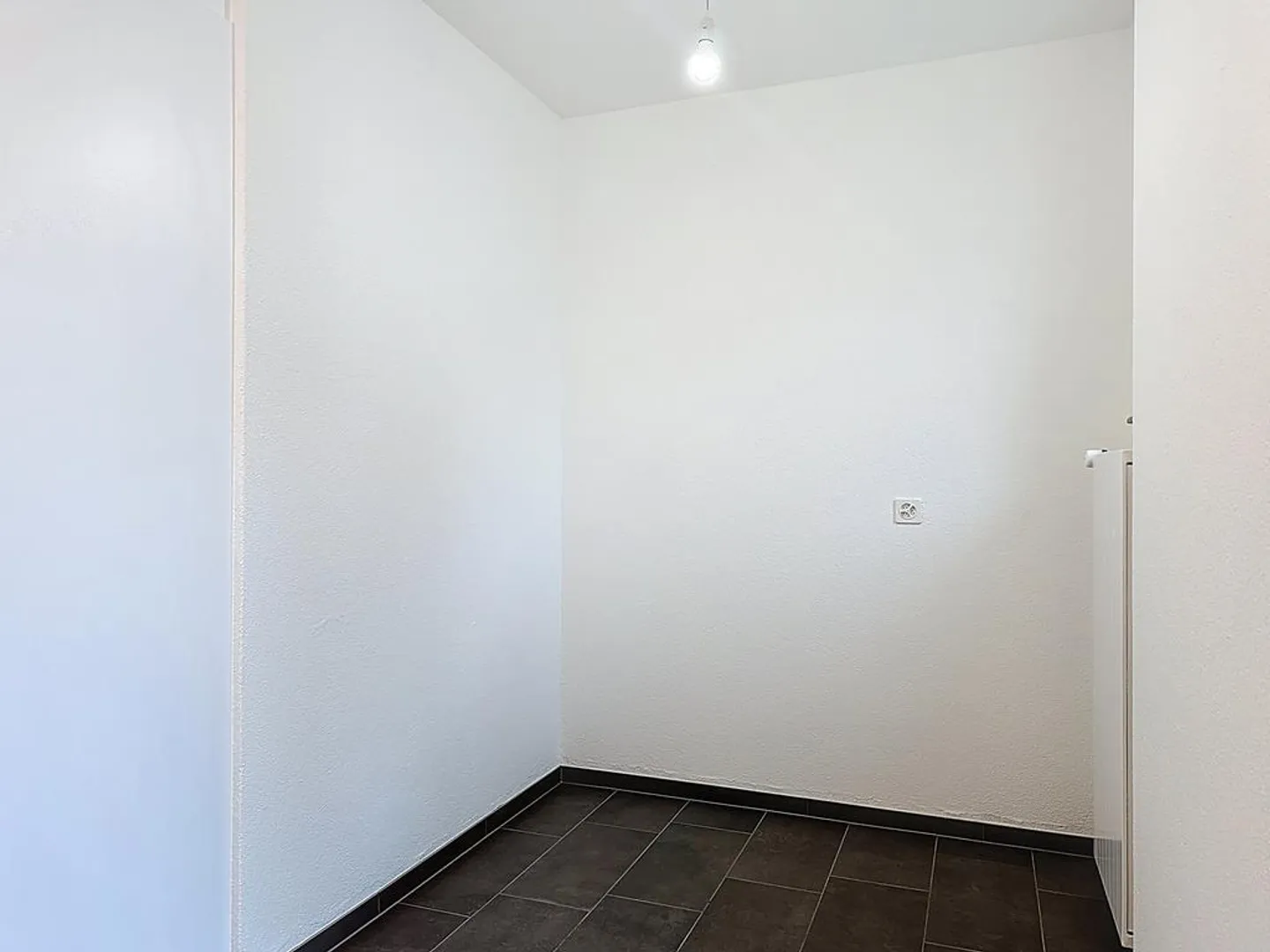 Appartement rénové de 3,5 pièces dans le meilleur emplacement du quartier Enge - Photo 6 sur 11