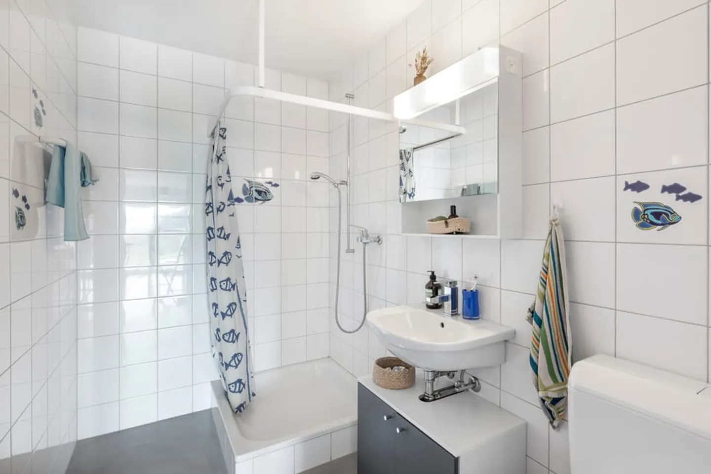 Splendida villa di 6,5 stanze con piscina e appartamento di 2,5 stanze - Foto 6 di 12