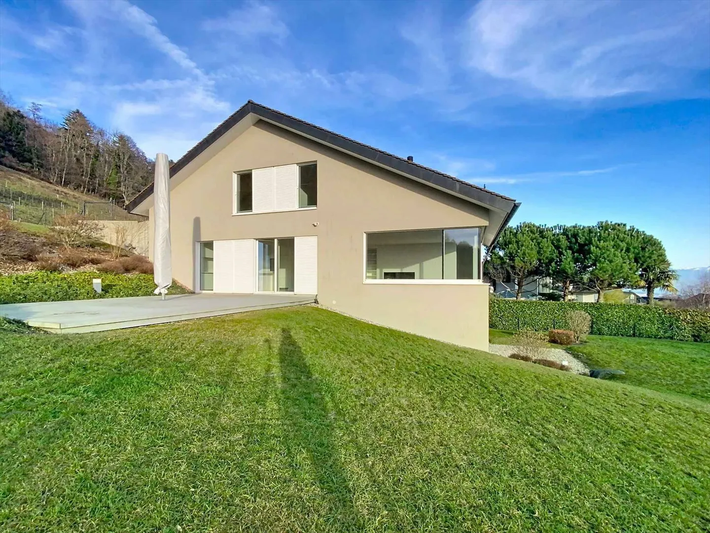 Villa contemporaine d'exception avec vue panoramique sur le lac Léman - Photo 11 sur 12