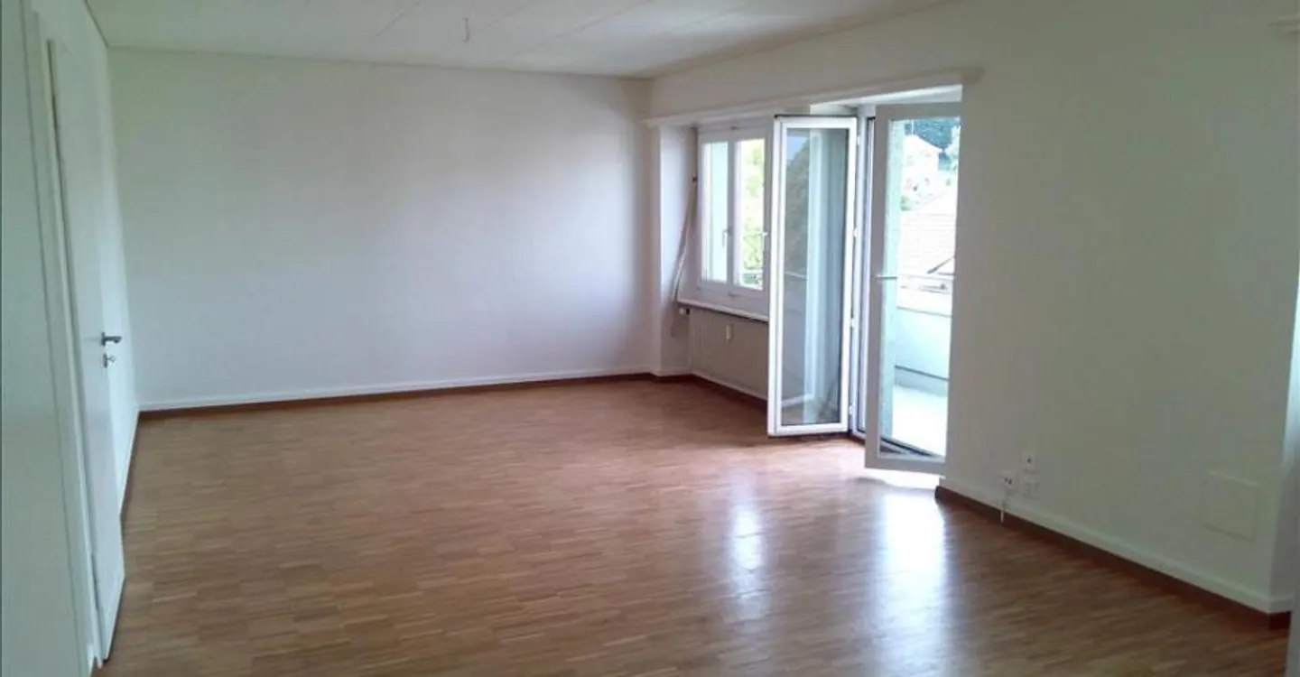 Living with a wonderful view - Rent without deposit - Photo 3 of 7