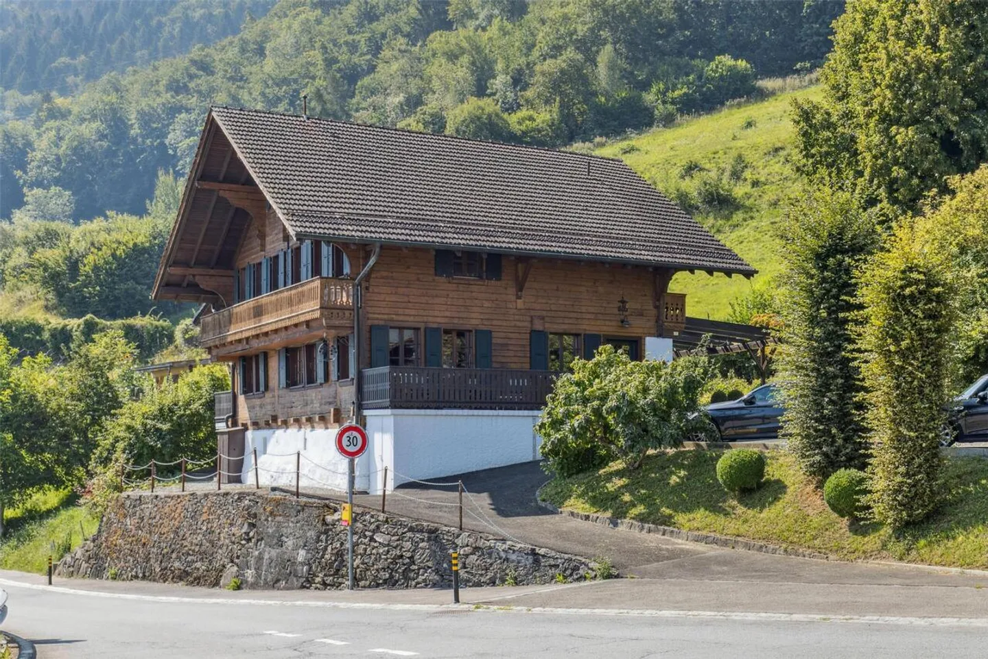 Chalet prestigieux à Choëx héritage culinaire et vue panoramique - Photo 2 sur 15