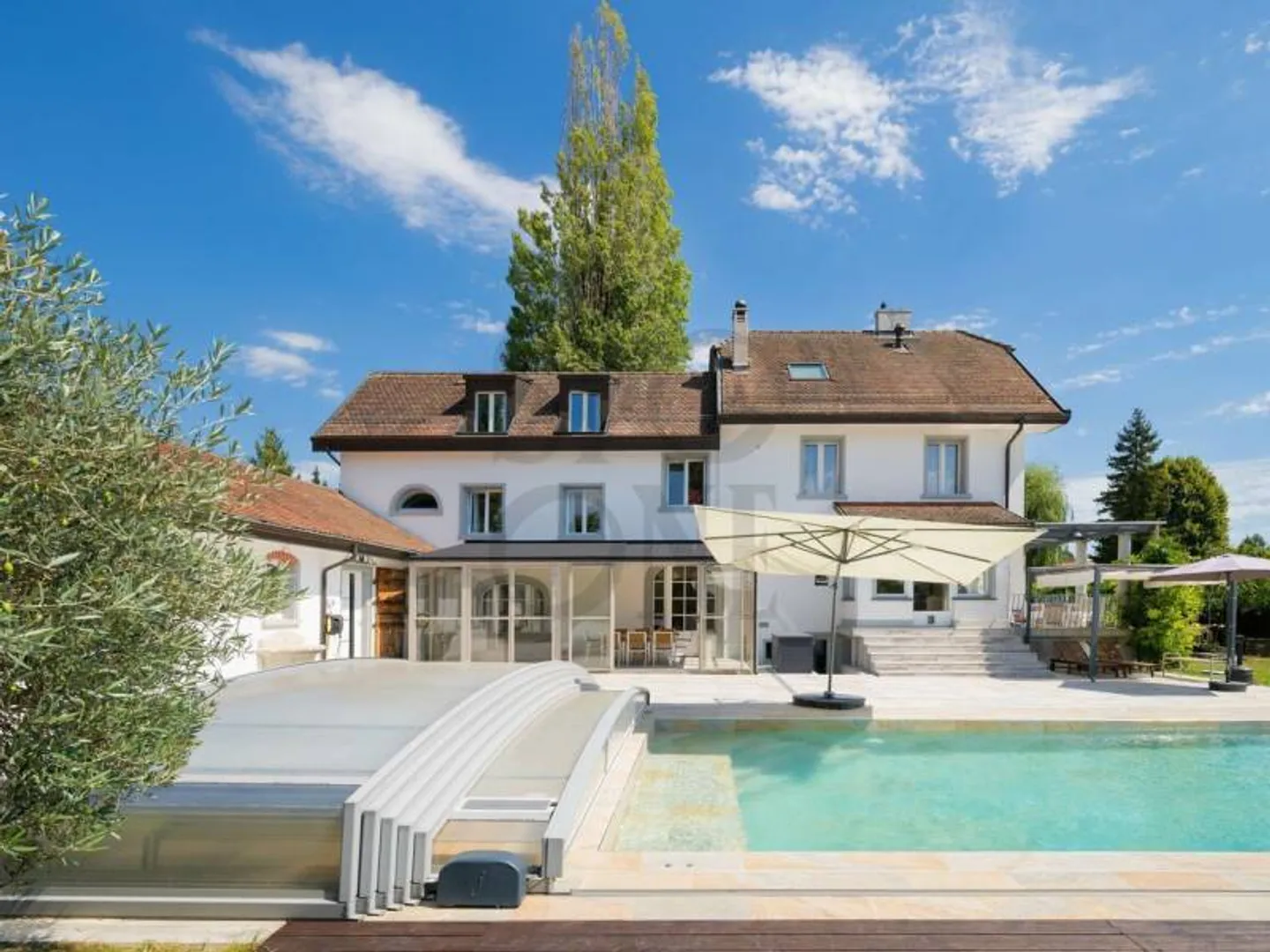 Superbe ferme rénovée de 6.5 pièces meublés avec soin - Photo 3 sur 3