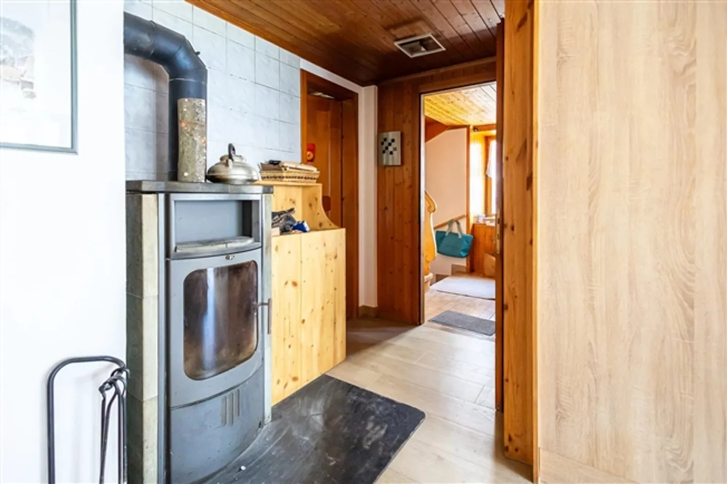 Maison de caractère avec deux appartements - Albeuve (Gruyère) - Photo 5 sur 20