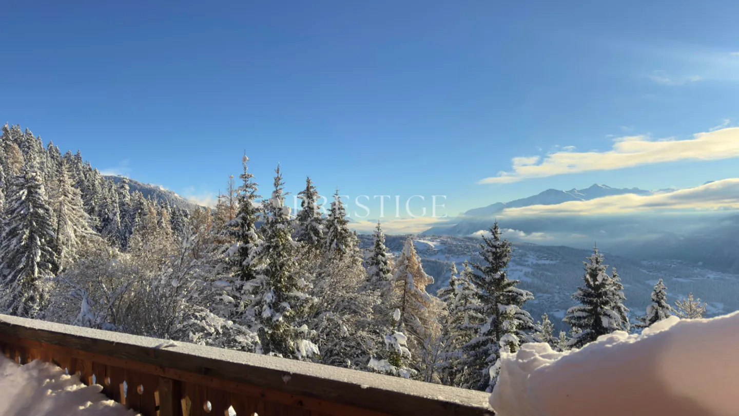 Chalet familial de standing à Anzère - Discretion, luxe, spa &amp; ascenseur - Photo 4 sur 6