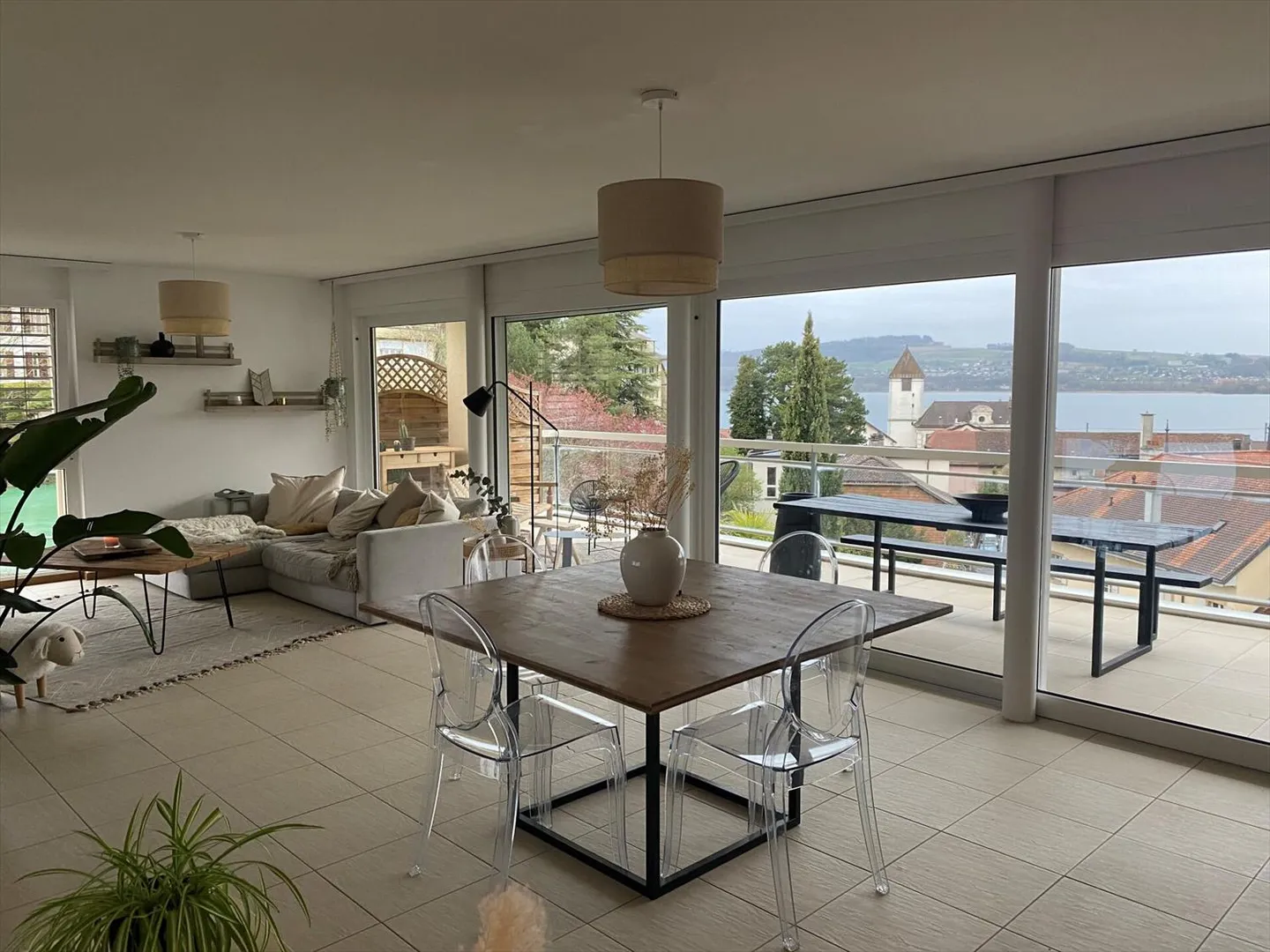 Appartamento 5.5 stanze - Foto 1 di 4