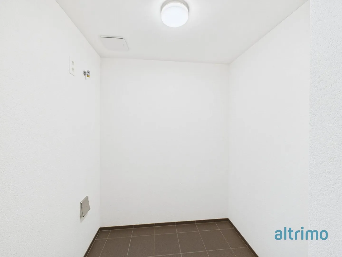 New 3.5-room garden apartment with a wide view - Photo 8 of 11