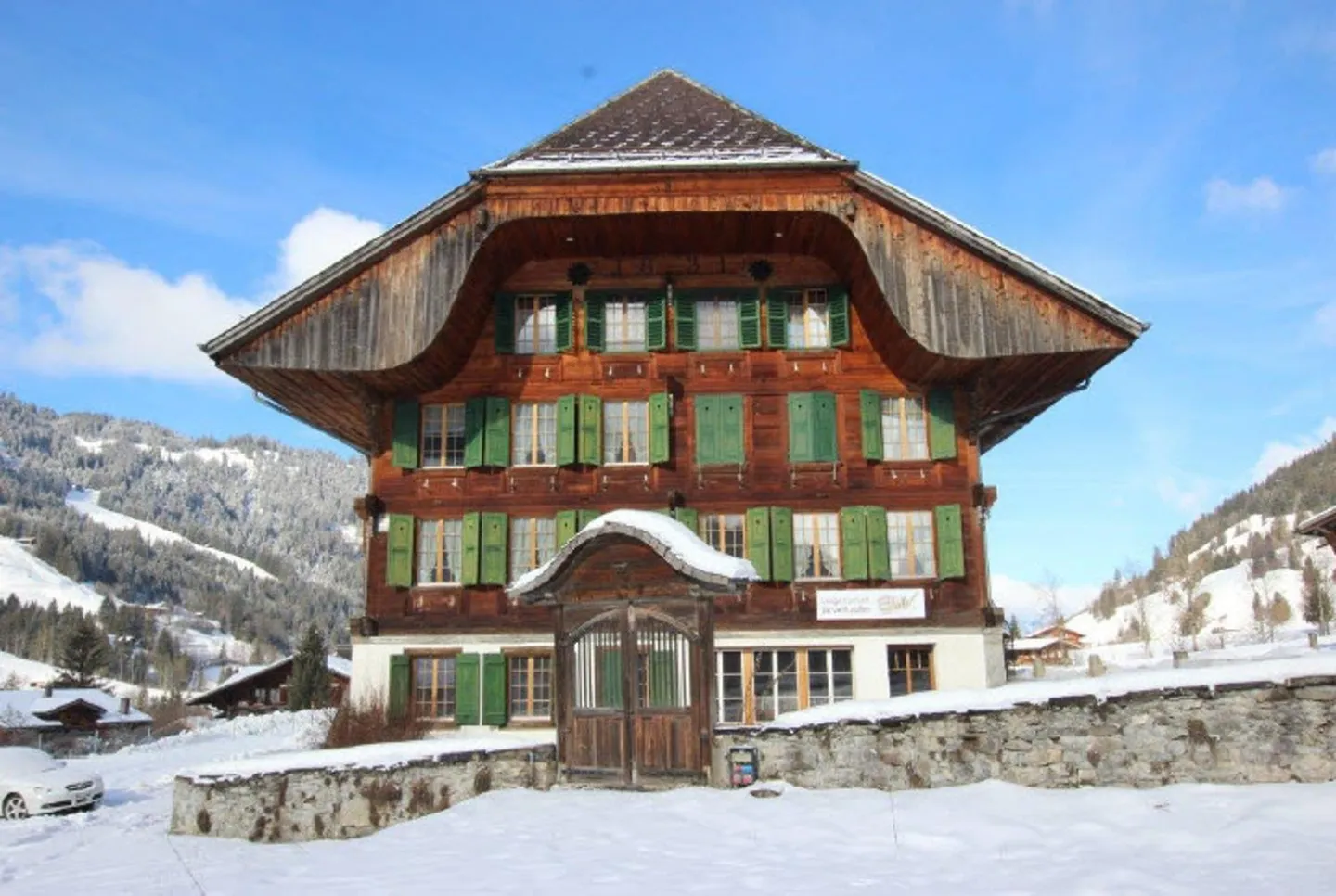 Wohn- & Geschäftshaus mit Bauparzelle 4 Wohnungen / Gewerberäume - Foto 1 von 13