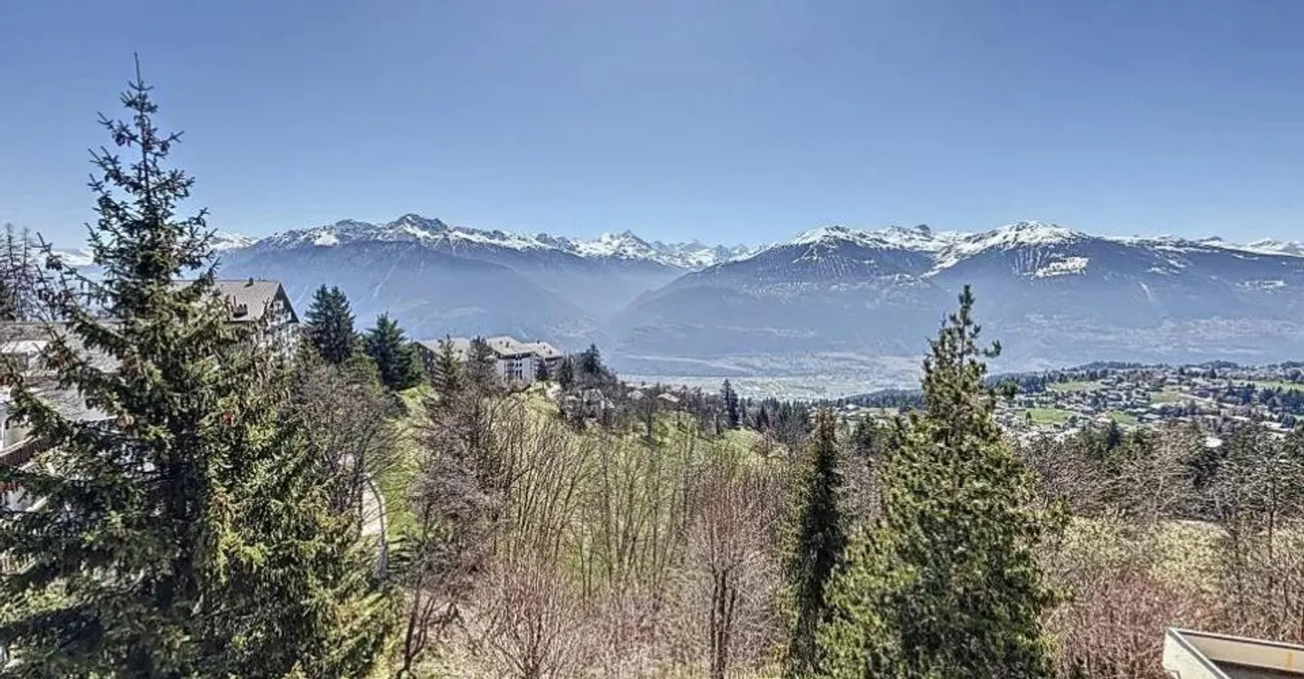 Exclusivity - Beautiful 3.5 room apartment with stunning views - Photo 3 of 5