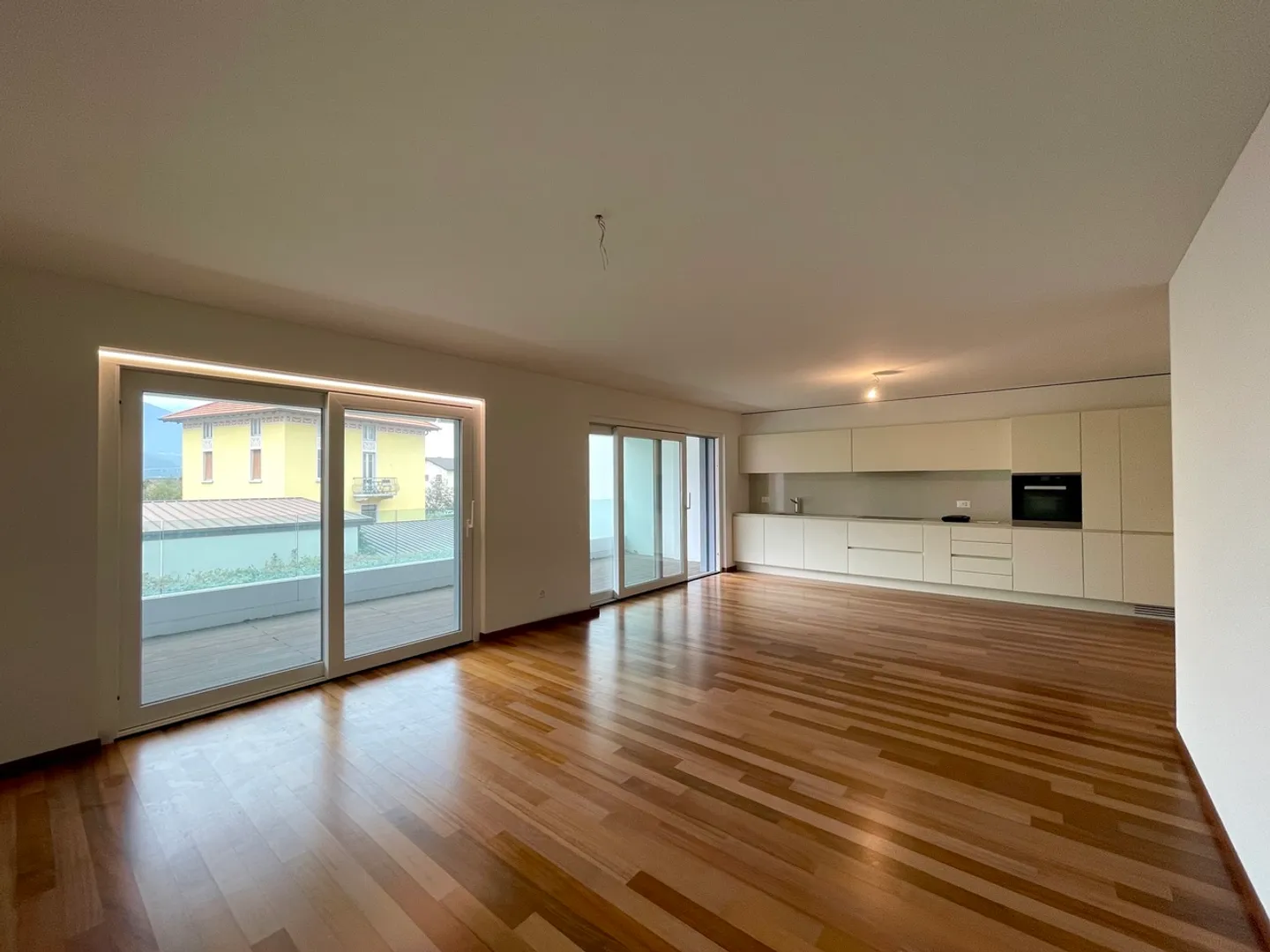 Ampio appartamento 4.5 locali - Foto 1 di 16