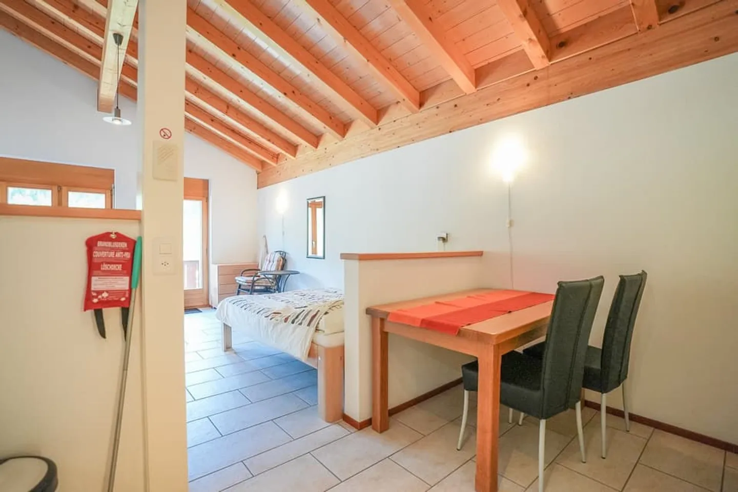 Gemütliches Studio-Apartment in Fiesch mit Bergblick - Foto 4 von 12