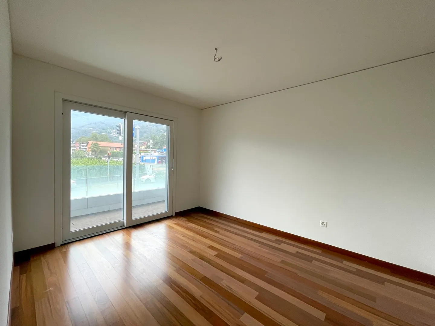 Ampio appartamento 4.5 locali - Foto 6 di 16