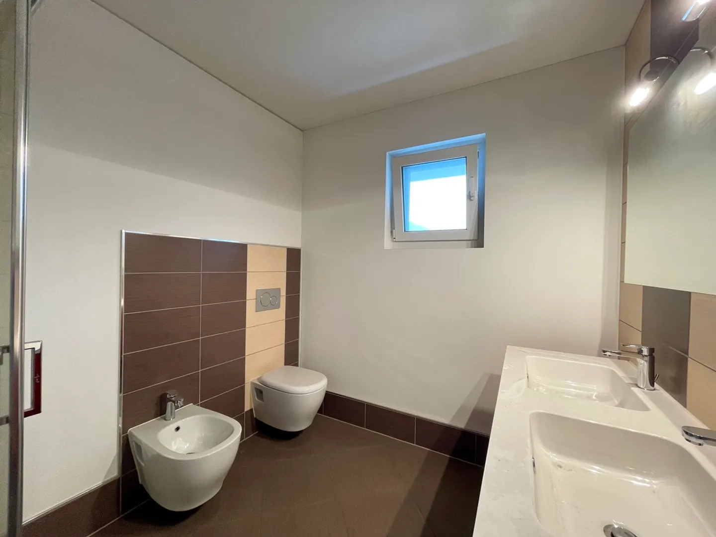 Ampio appartamento 4.5 locali - Foto 10 di 16