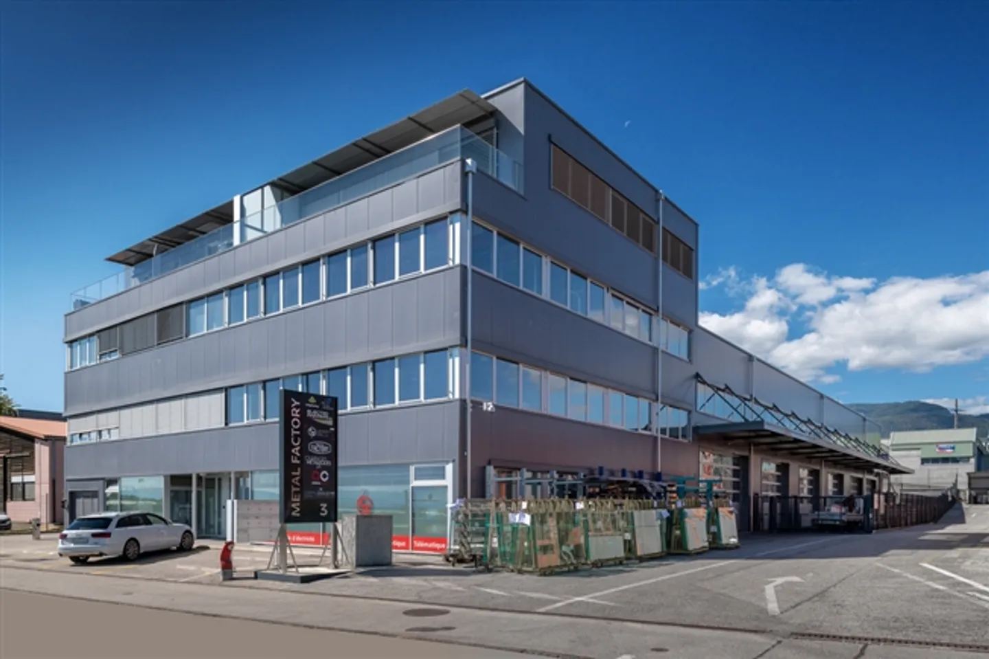 «160 m2 großes Büro in Nyon» - Foto 1 von 10