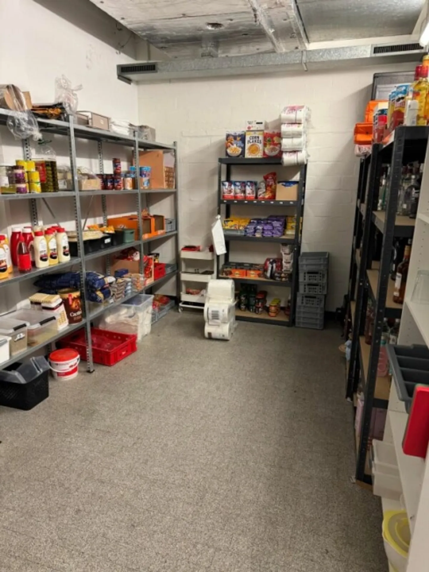 Espace de stockage à vendre - Photo 3 sur 6