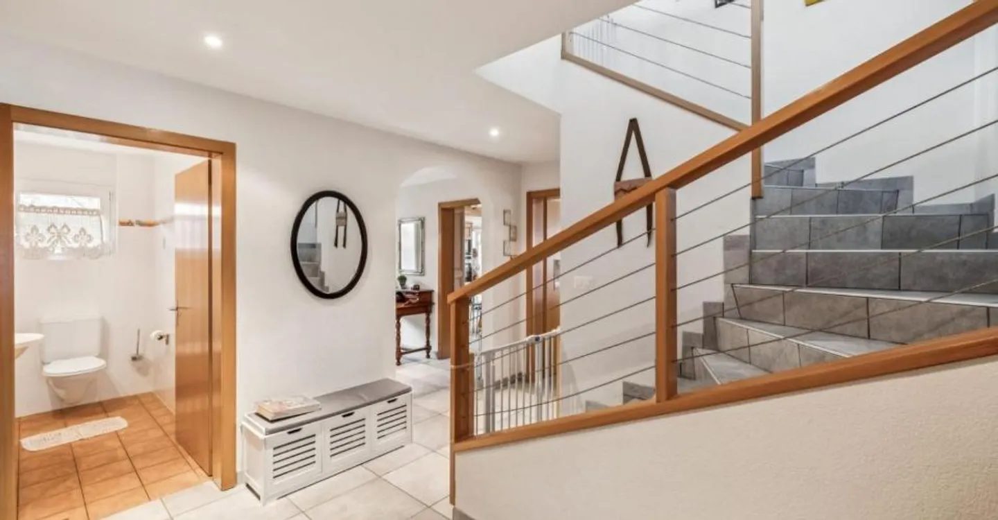Detached 6.5 room villa in Fully - Photo 1 of 12