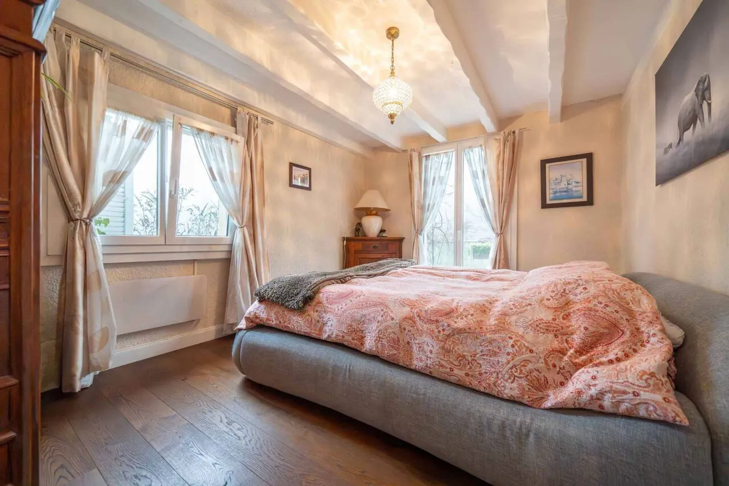 Villa di 8 stanze con appartamento indipendente e piscina esterna - Foto 4 di 12