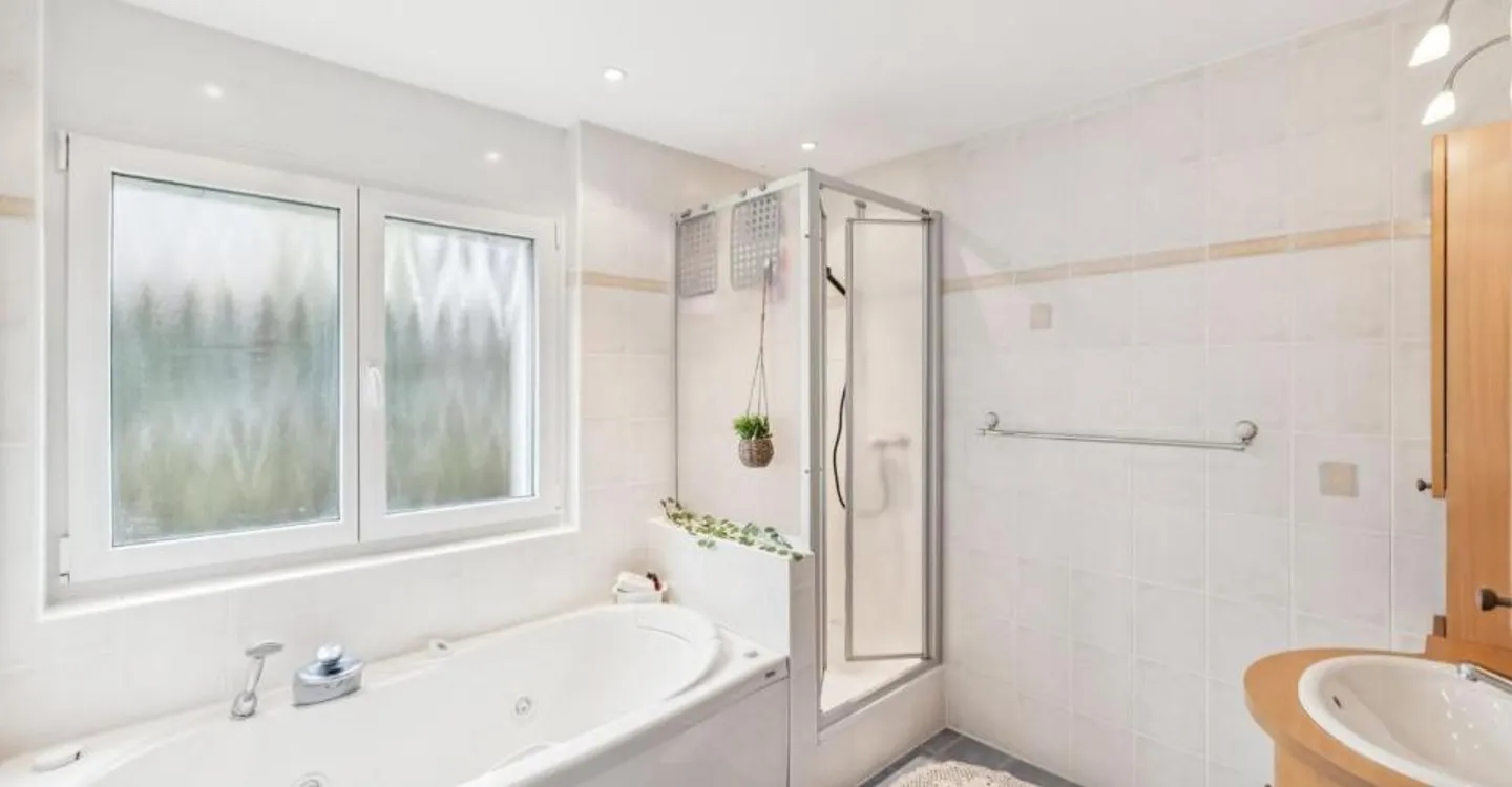 Detached 6.5 room villa in Fully - Photo 7 of 12