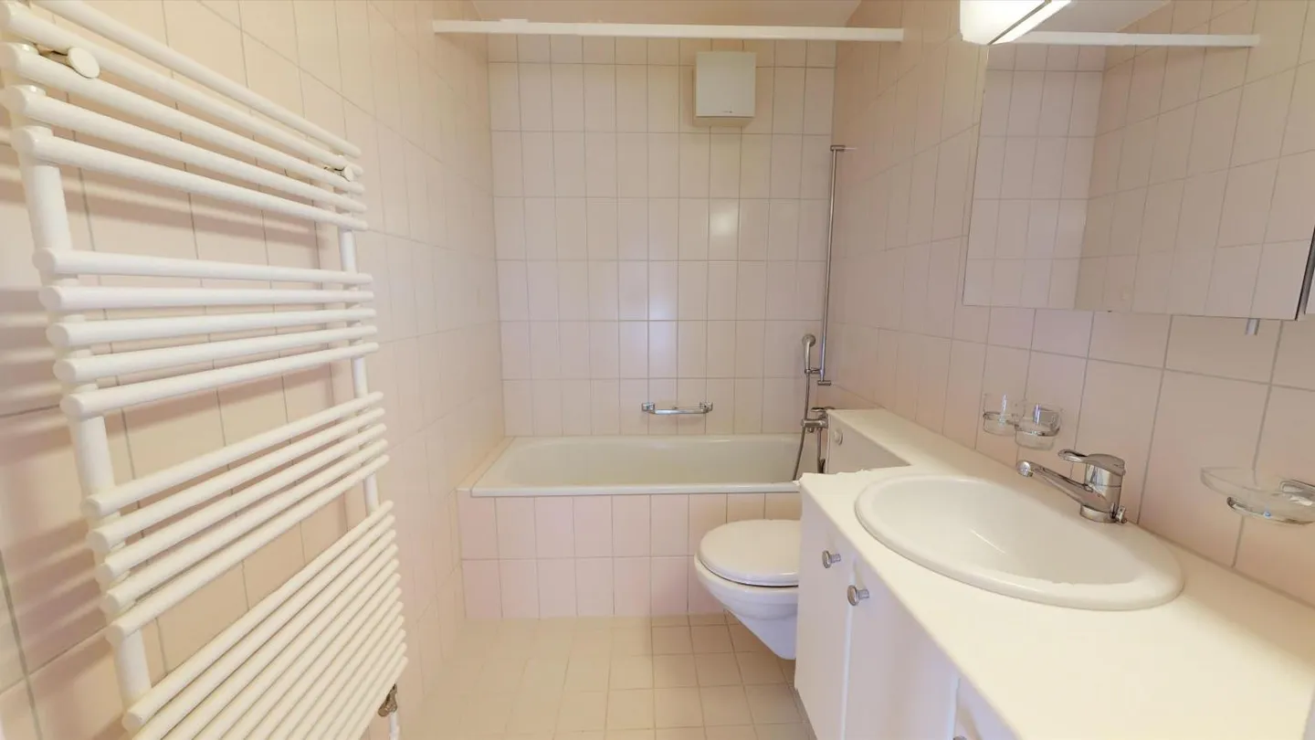 Appartement 4.5 pièces confortable - Photo 4 sur 11