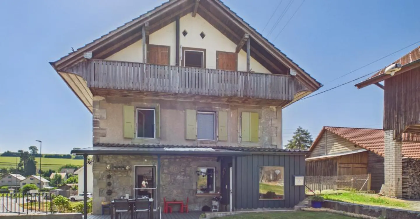 Charmante maison individuelle de 6.5 pièces + studio indépendant - Foto 1 di 13