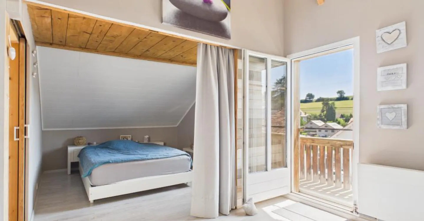 Charmante maison individuelle de 6.5 pièces + studio indépendant - Foto 9 di 13
