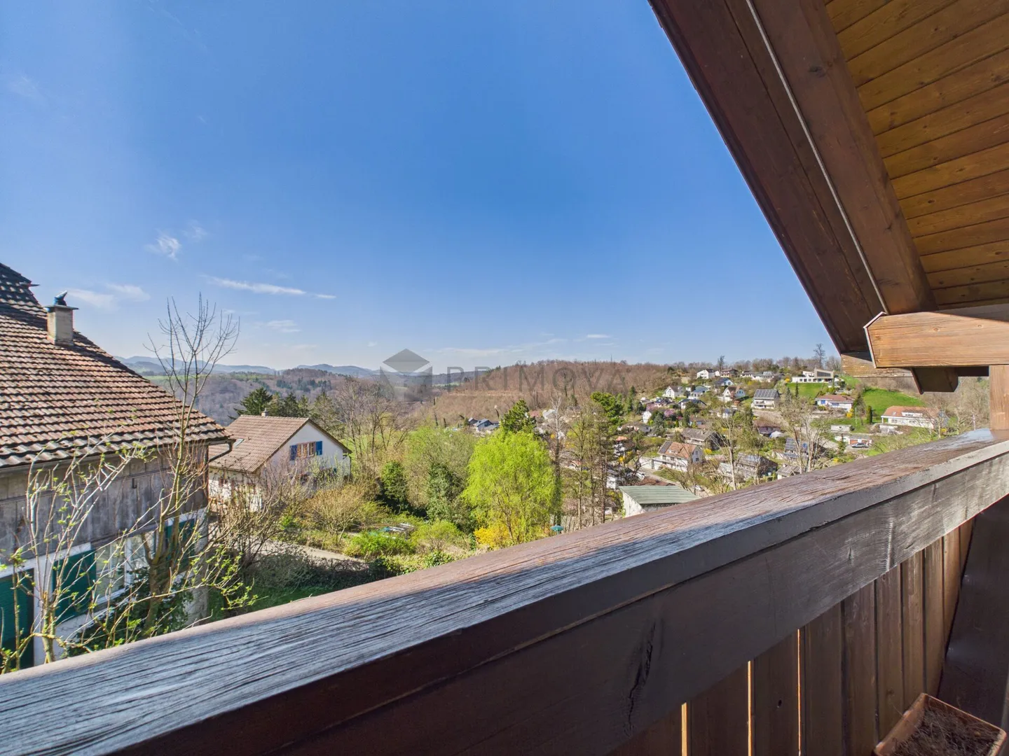 Attraktive 4.5 Zimmer-Maisonette-Dachwohnung mit Galerie und viel Wohnraum - Foto 7 di 7