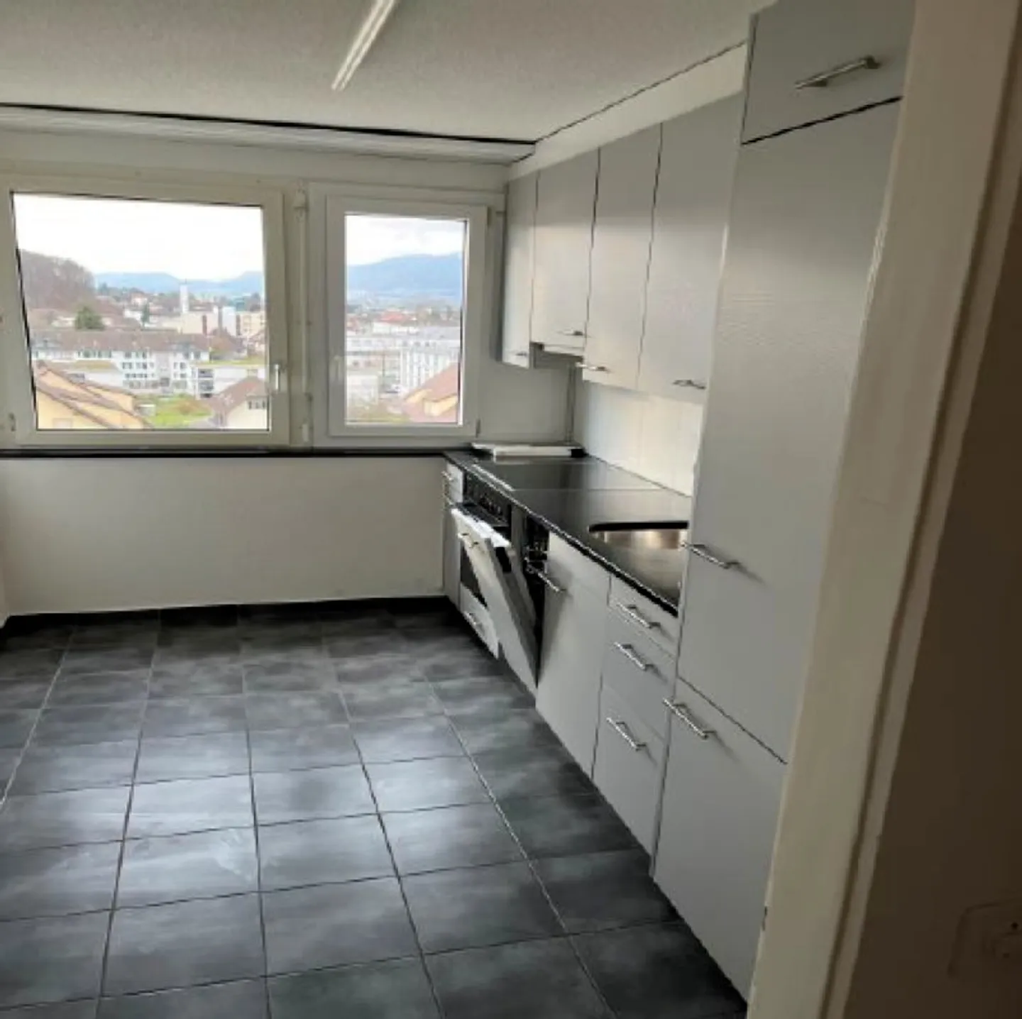 Appartamento 3 locali affascinante - Foto 3 di 8