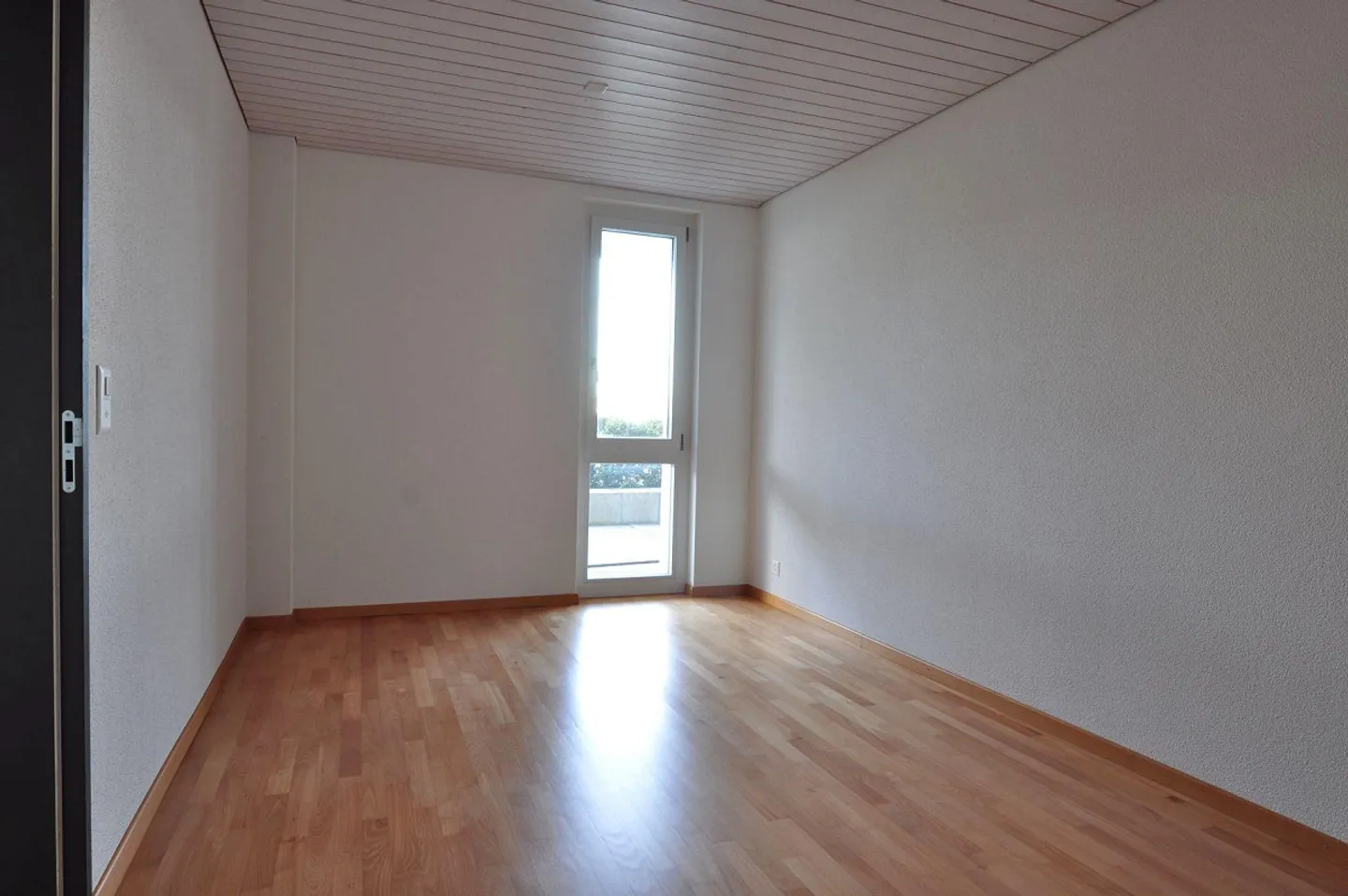 grosszügige 2.5 Zimmerwohnung zu vermieten - Foto 6 von 8